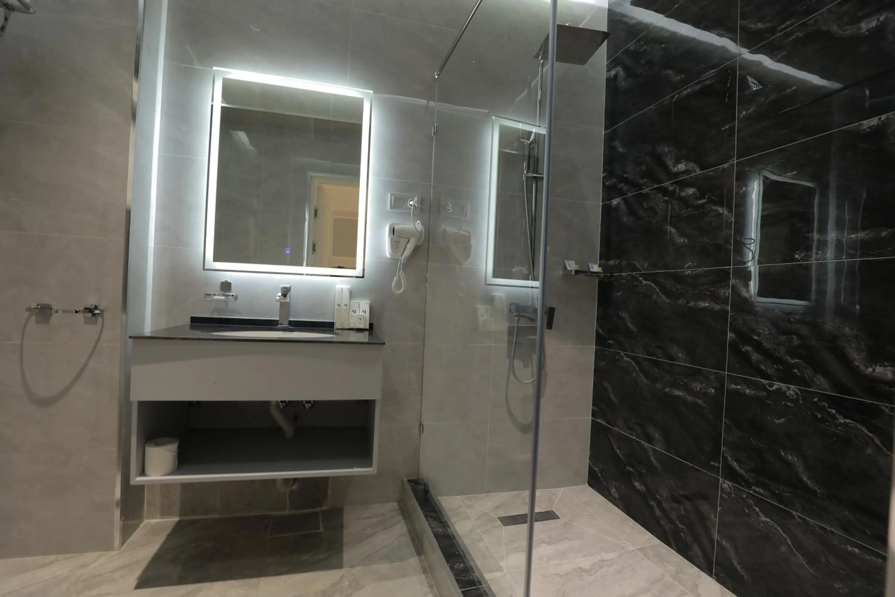 Friday Old City Hotel