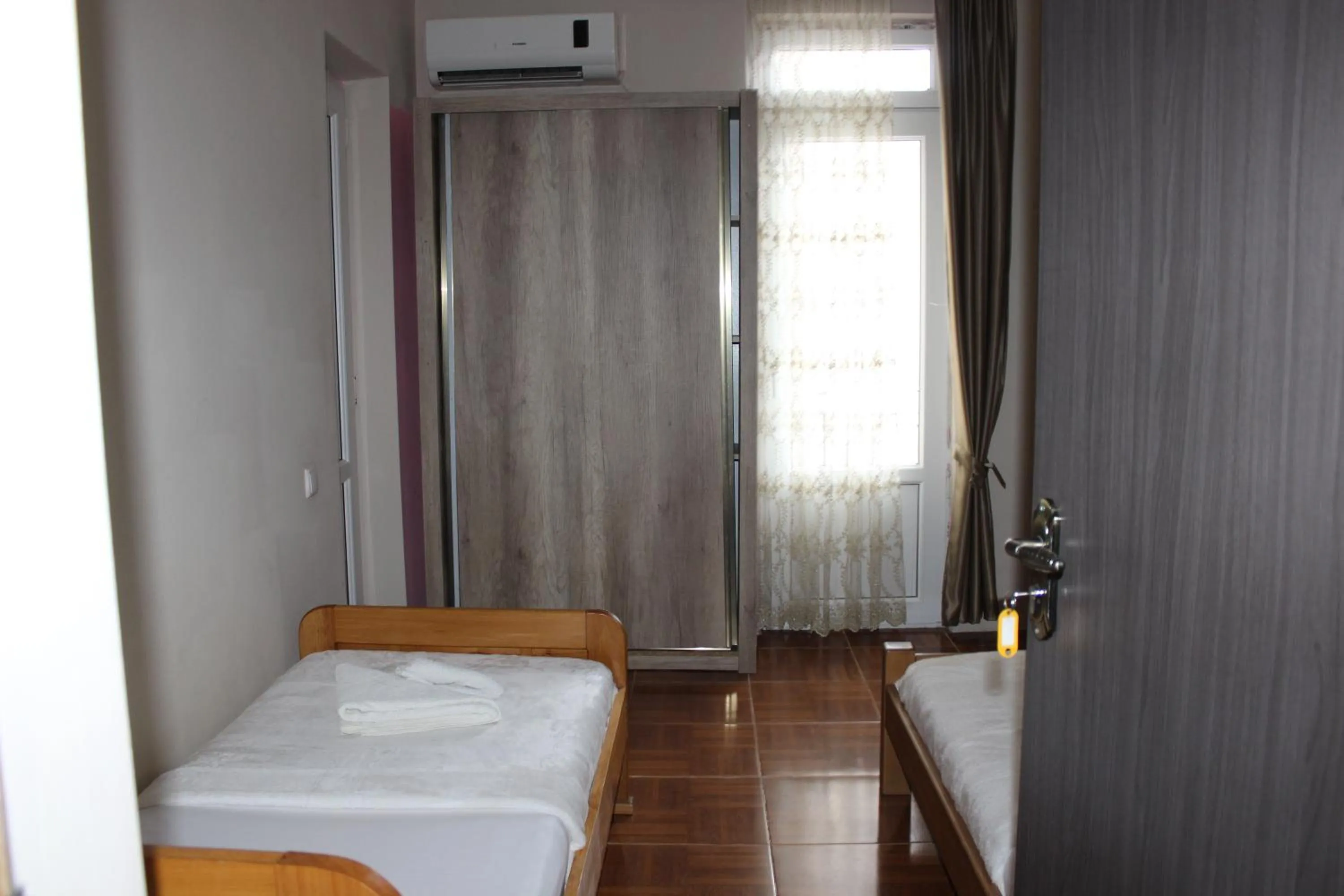 Photo of the whole room, Bed in Tornado Hotel