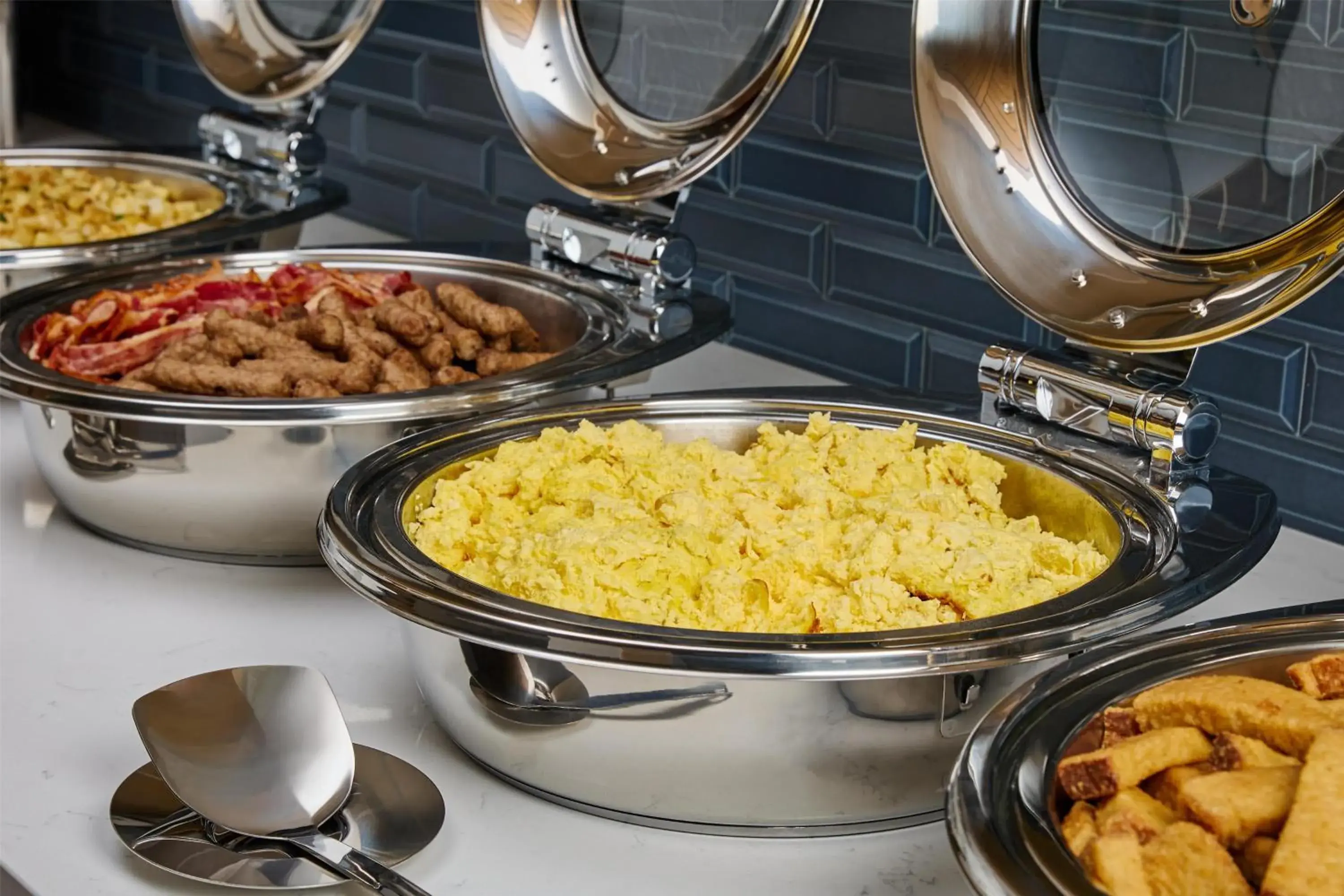 Restaurant/places to eat in Hyatt Place Detroit/Auburn Hills Restaurant/places to eat in Hyatt Place Detroit/Auburn Hills