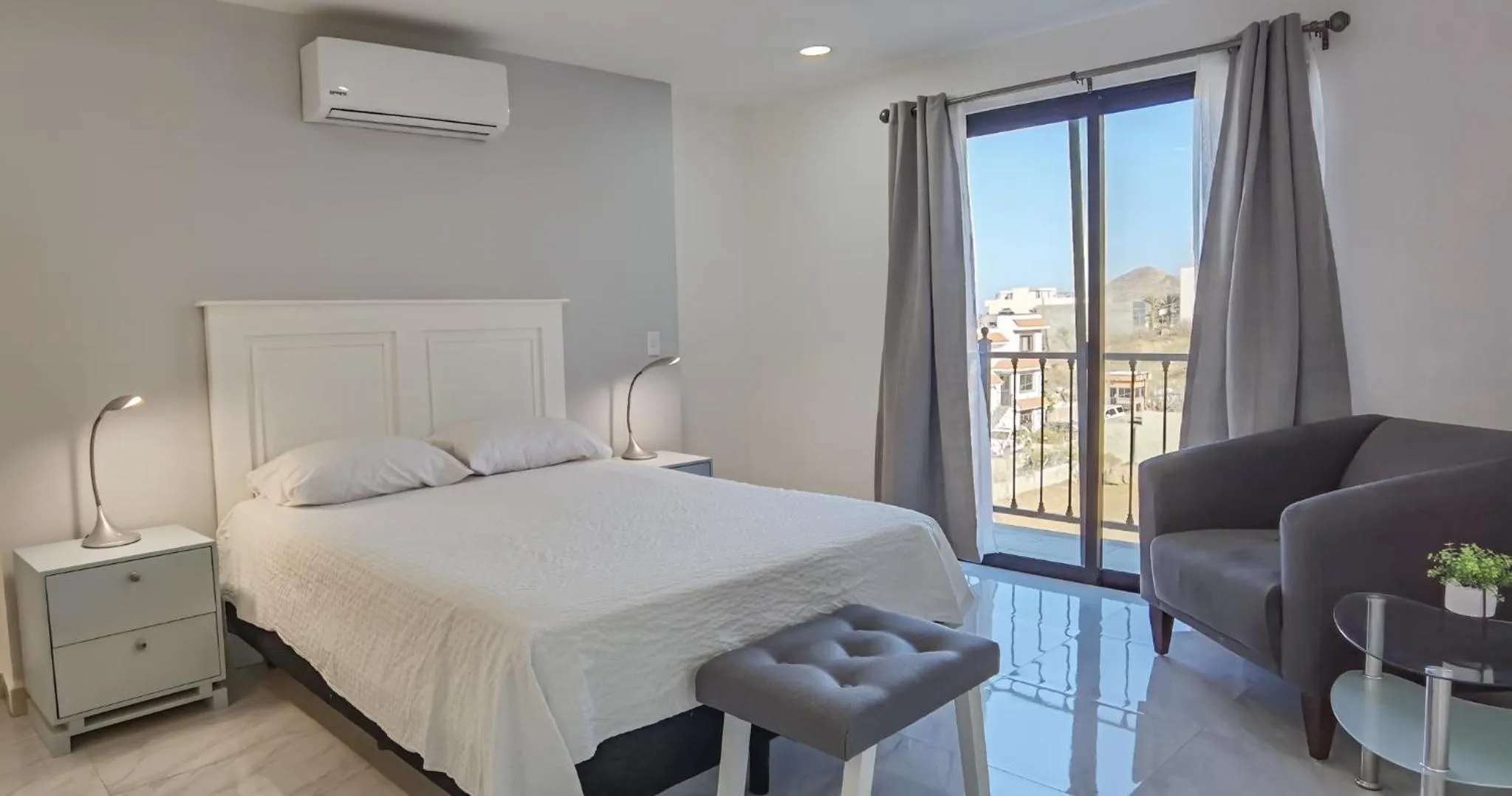 Bed in Morgan Hotel Boutique & Residences, Los Cabos