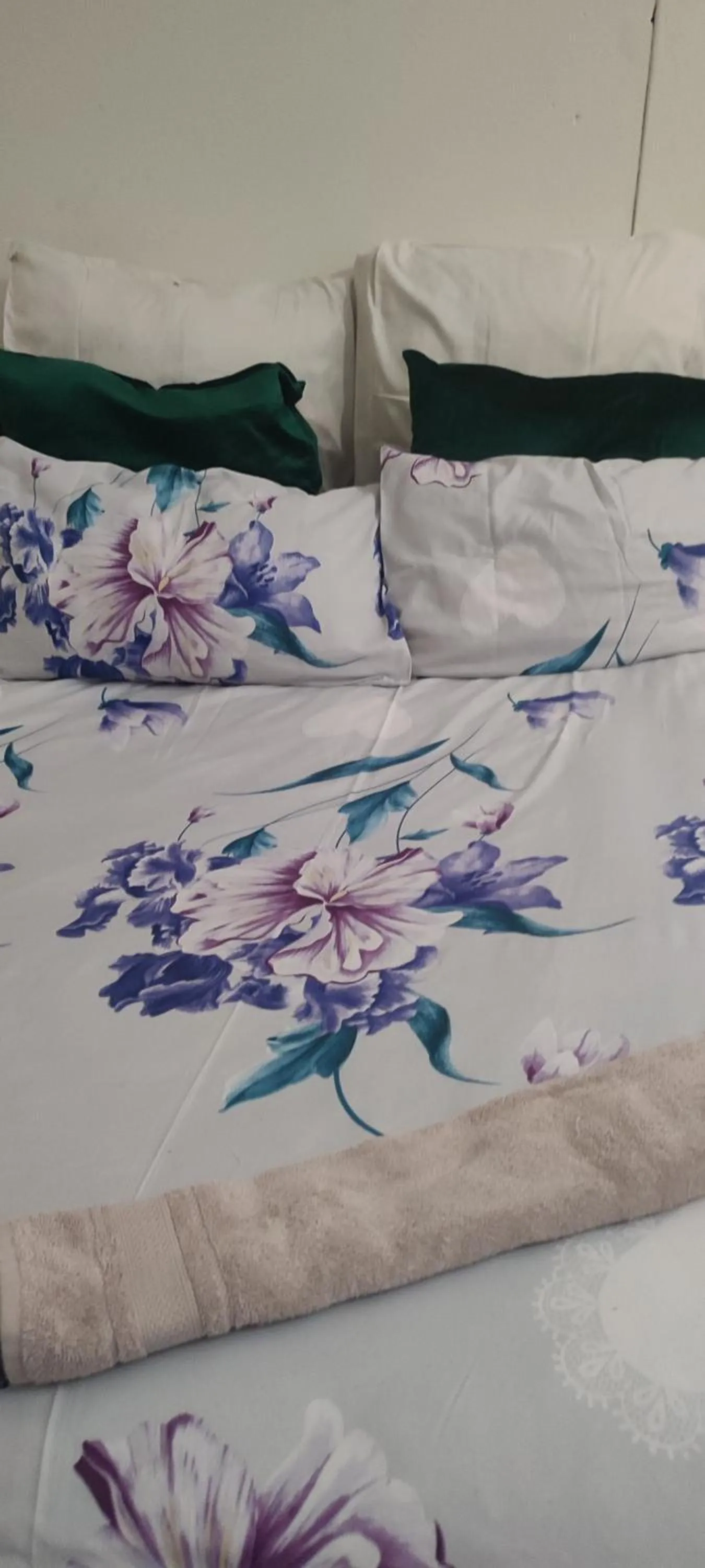 Bed in 23 Whitaker Maboneng Hotelstyle