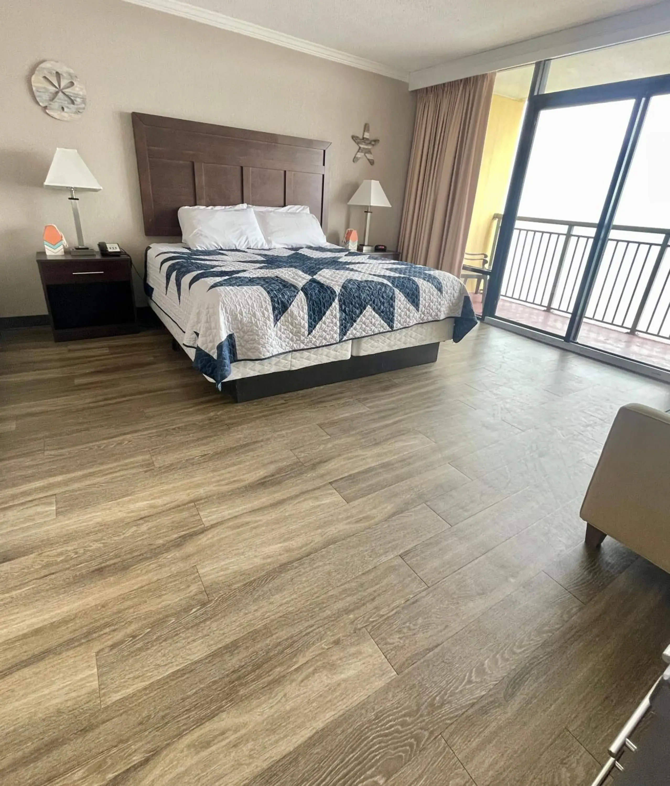 Bed in Caravelle Resort Bed in Caravelle Resort