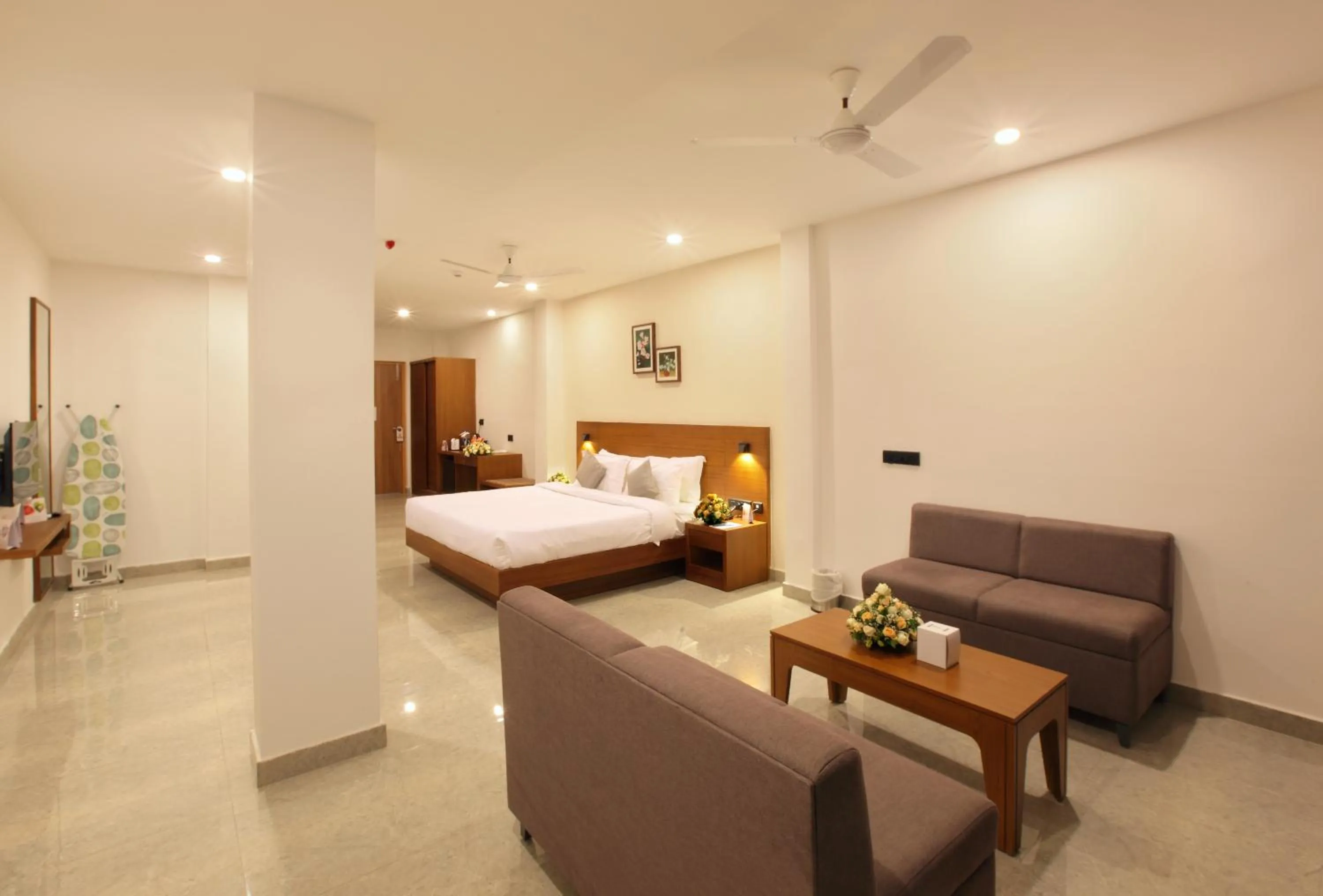 Bedroom, Bed in HOTEL PRINCE