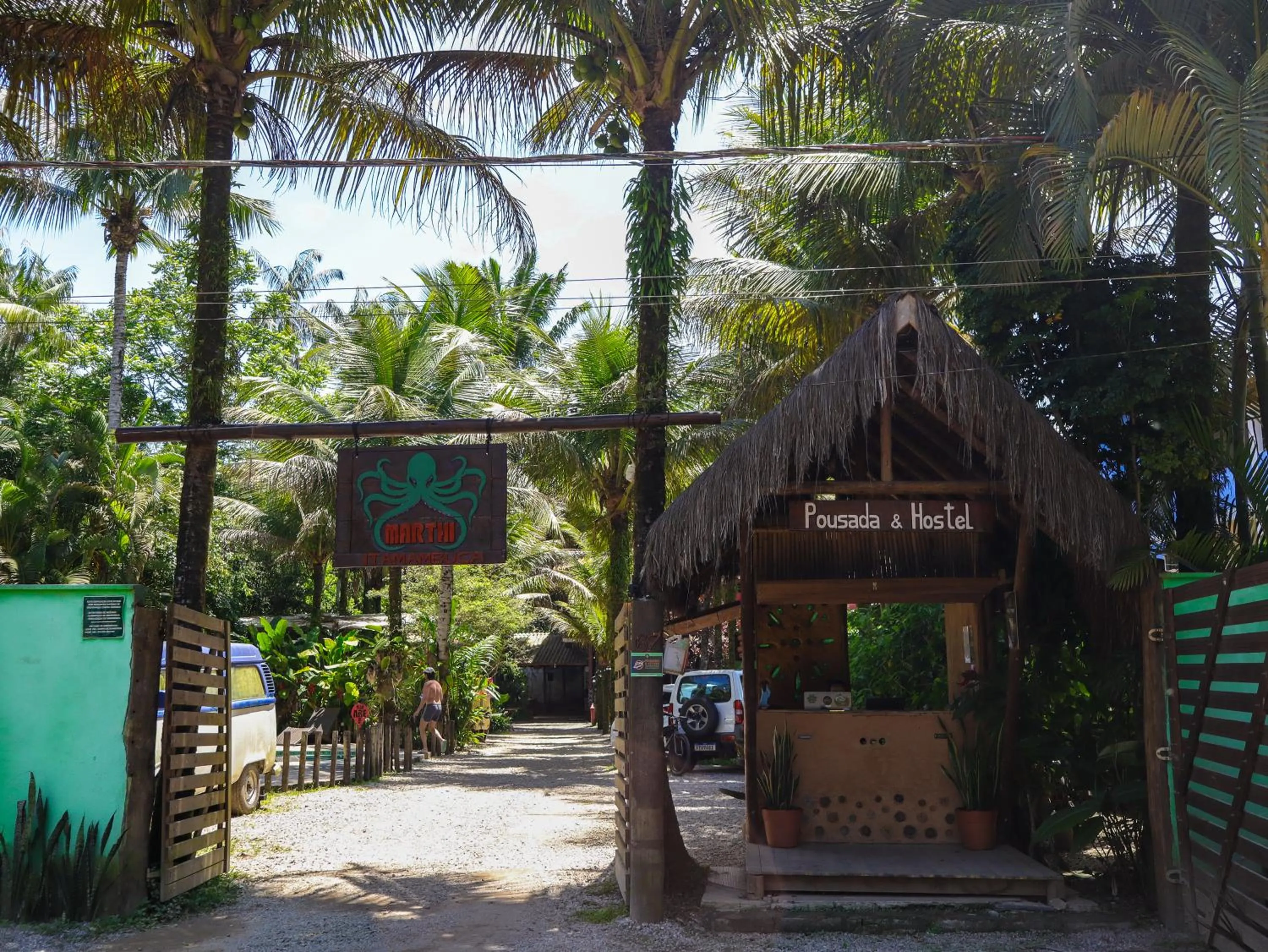 Facade/entrance in Pousada e Hostel Marthi