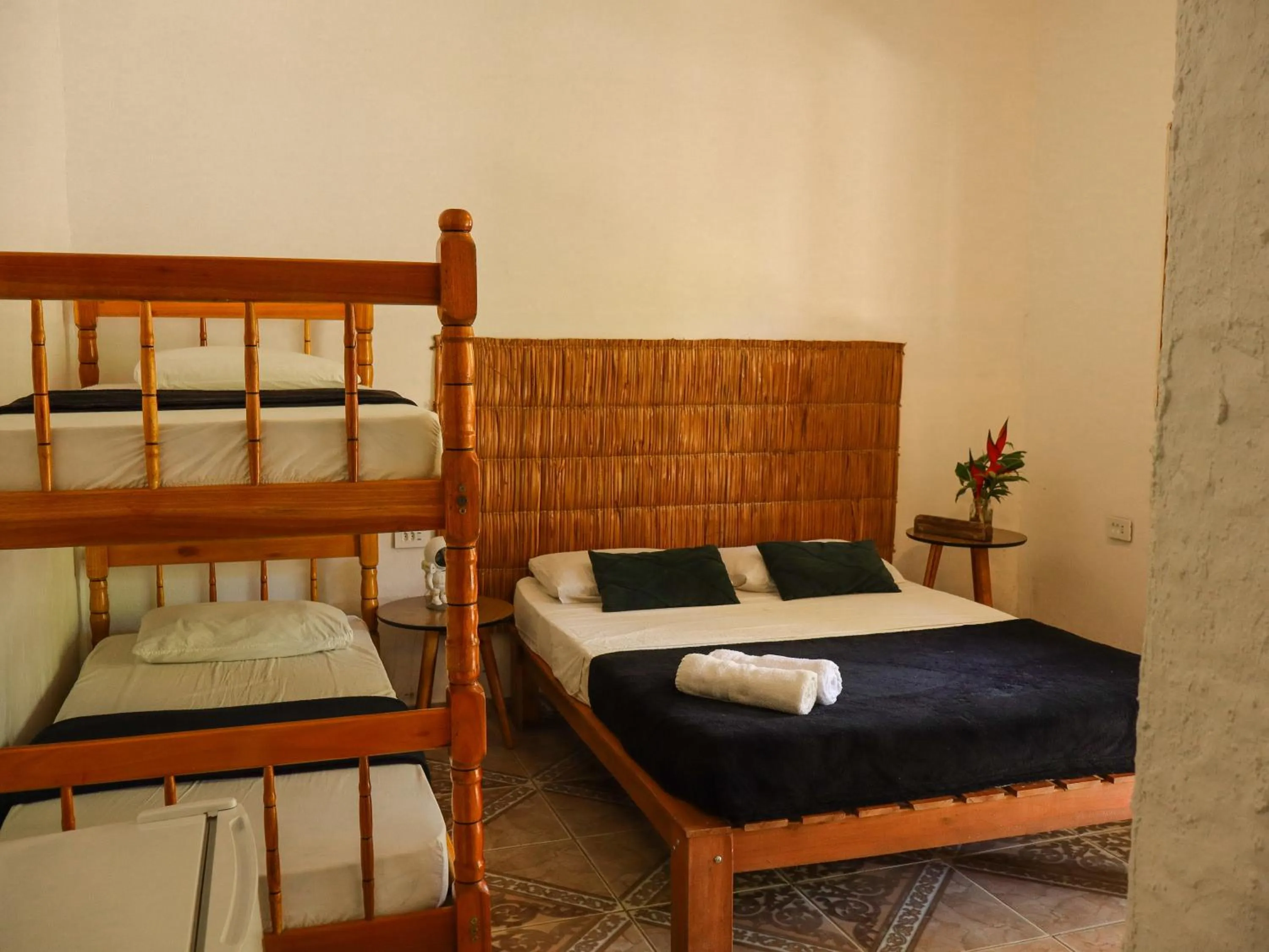 Bedroom, Bed in Pousada e Hostel Marthi