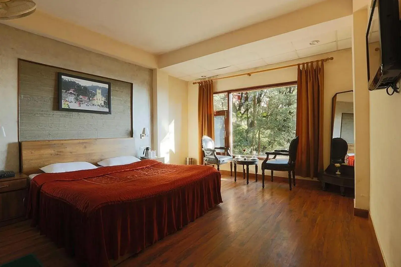 Family Room in Hotel Fairmount Shimla Forest Greens, Shimla Family Room in Hotel Fairmount Shimla Forest Greens, Shimla