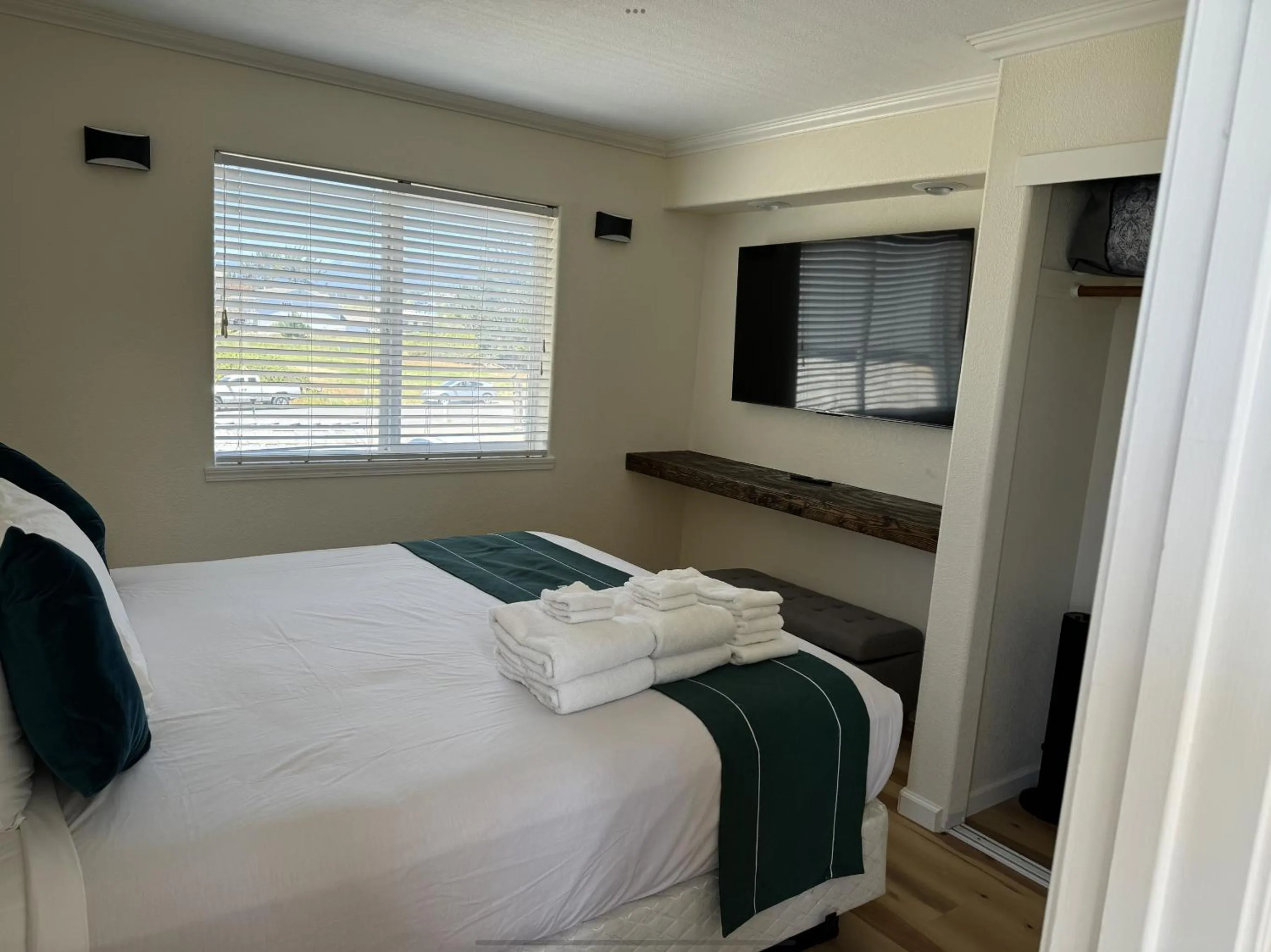 Bed in The Oceanfront Inn