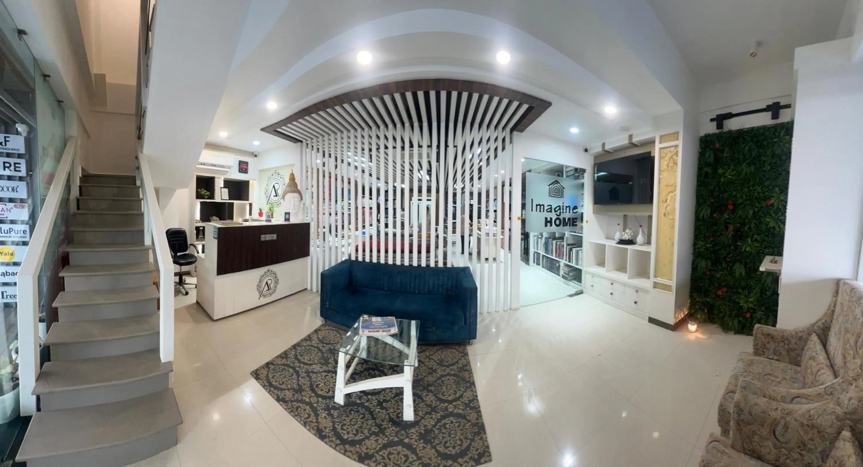 Communal lounge/ TV room in Anaya Retreat