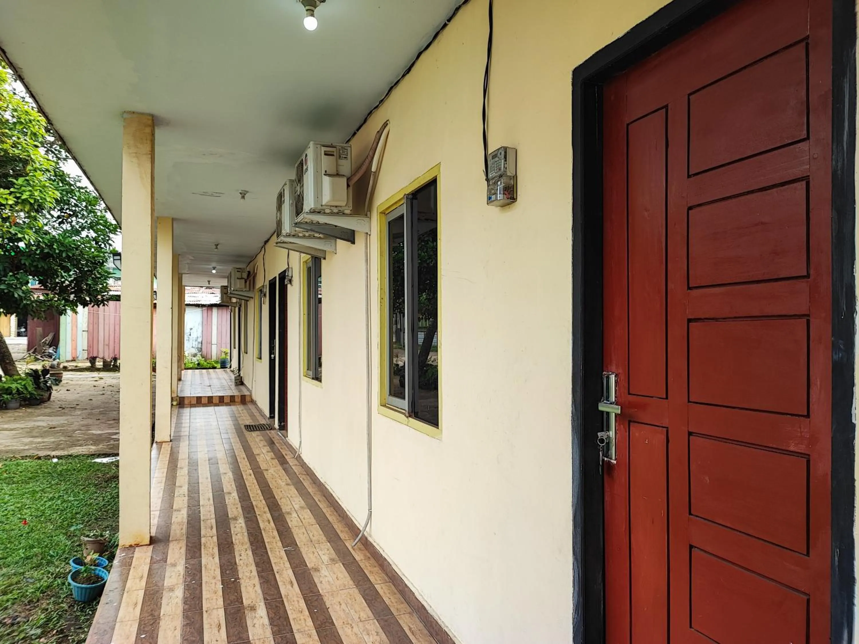 Property building in RedDoorz Syariah near Terminal Alam Barajo Jambi