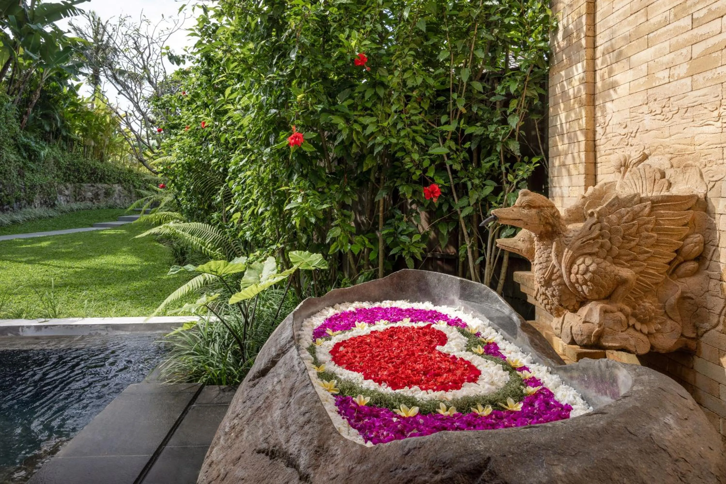 Bath in Sanna Ubud A Pramana Experience
