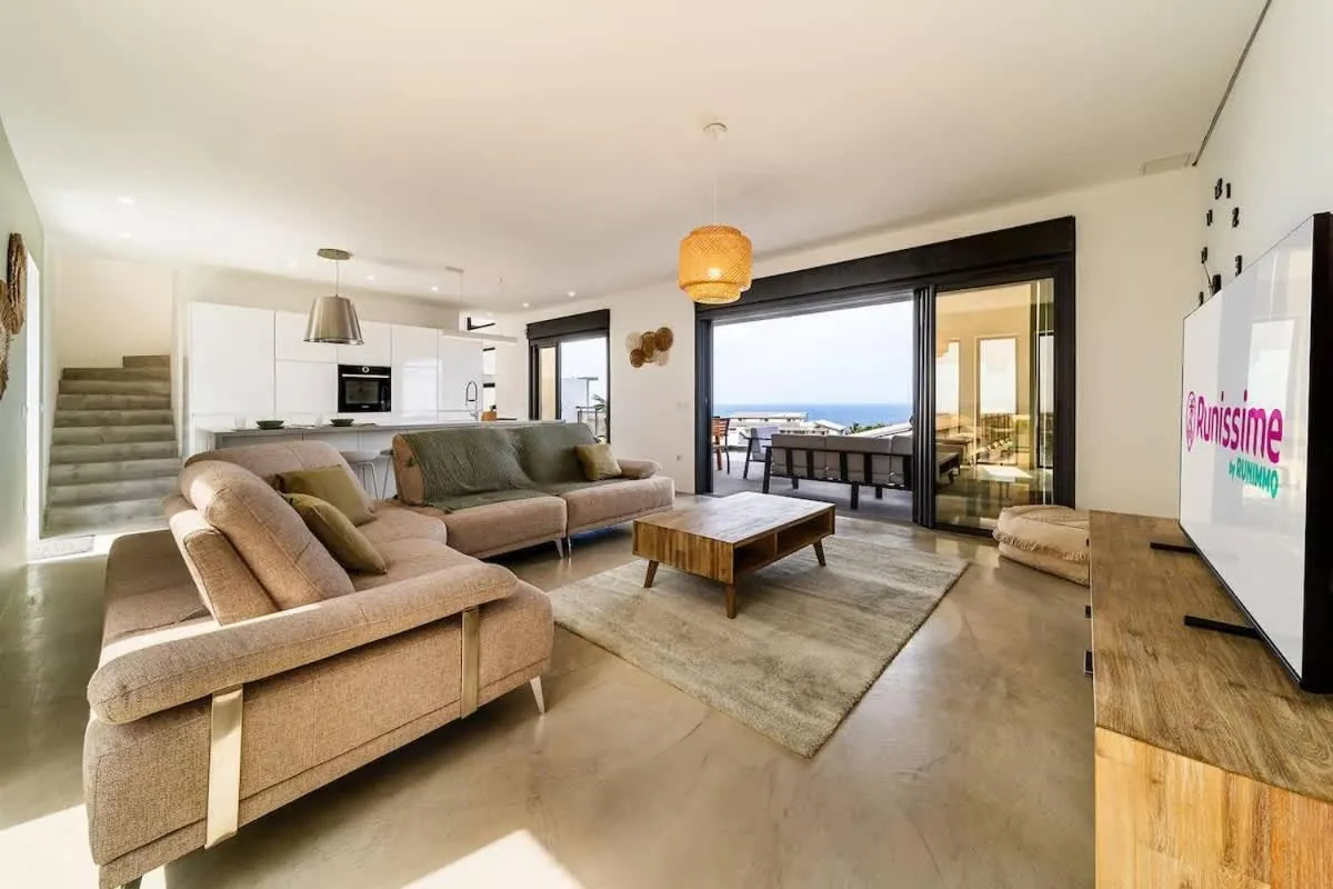 VILLA D'ELSA - 3 suites - 6 personnes - Villa avec piscine à débordement et vue mer à SAINT PIERRE Grand-Bois