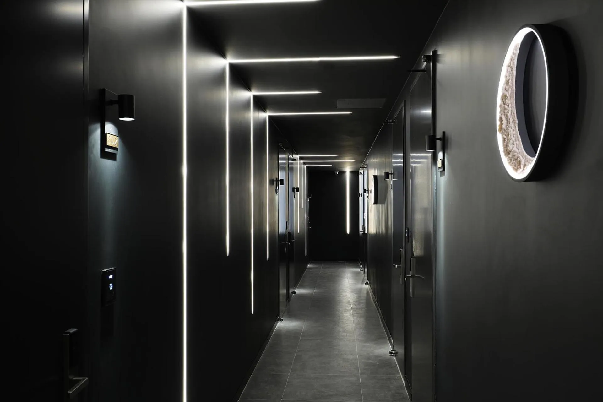 Property building in Mari Hotel