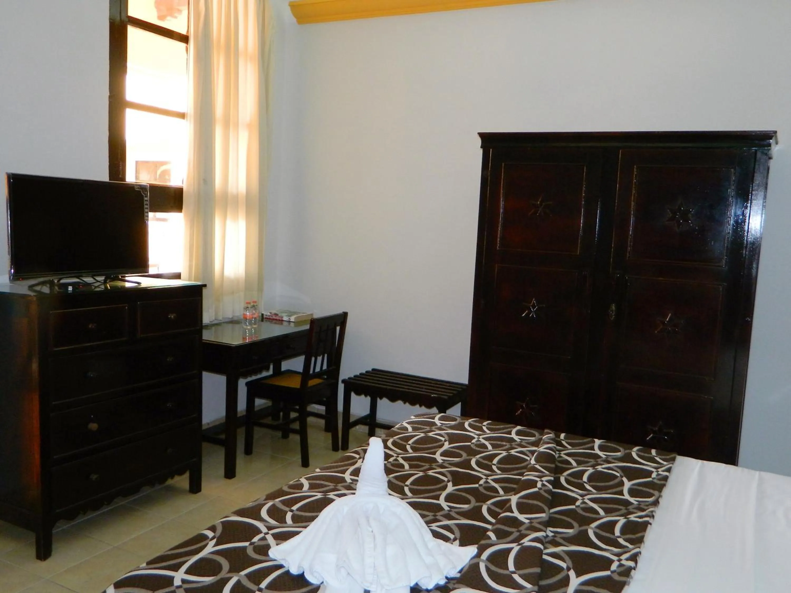 Photo of the whole room, Bed in Hotel Montejo