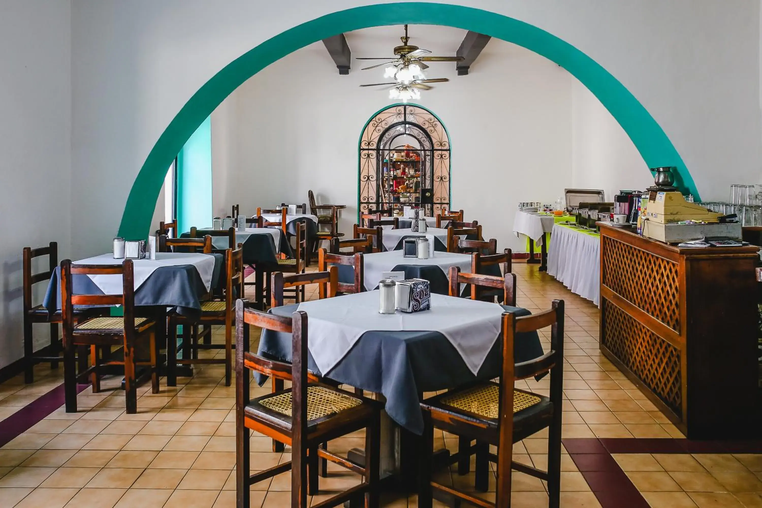 Restaurant/places to eat in Hotel Montejo Restaurant/places to eat in Hotel Montejo