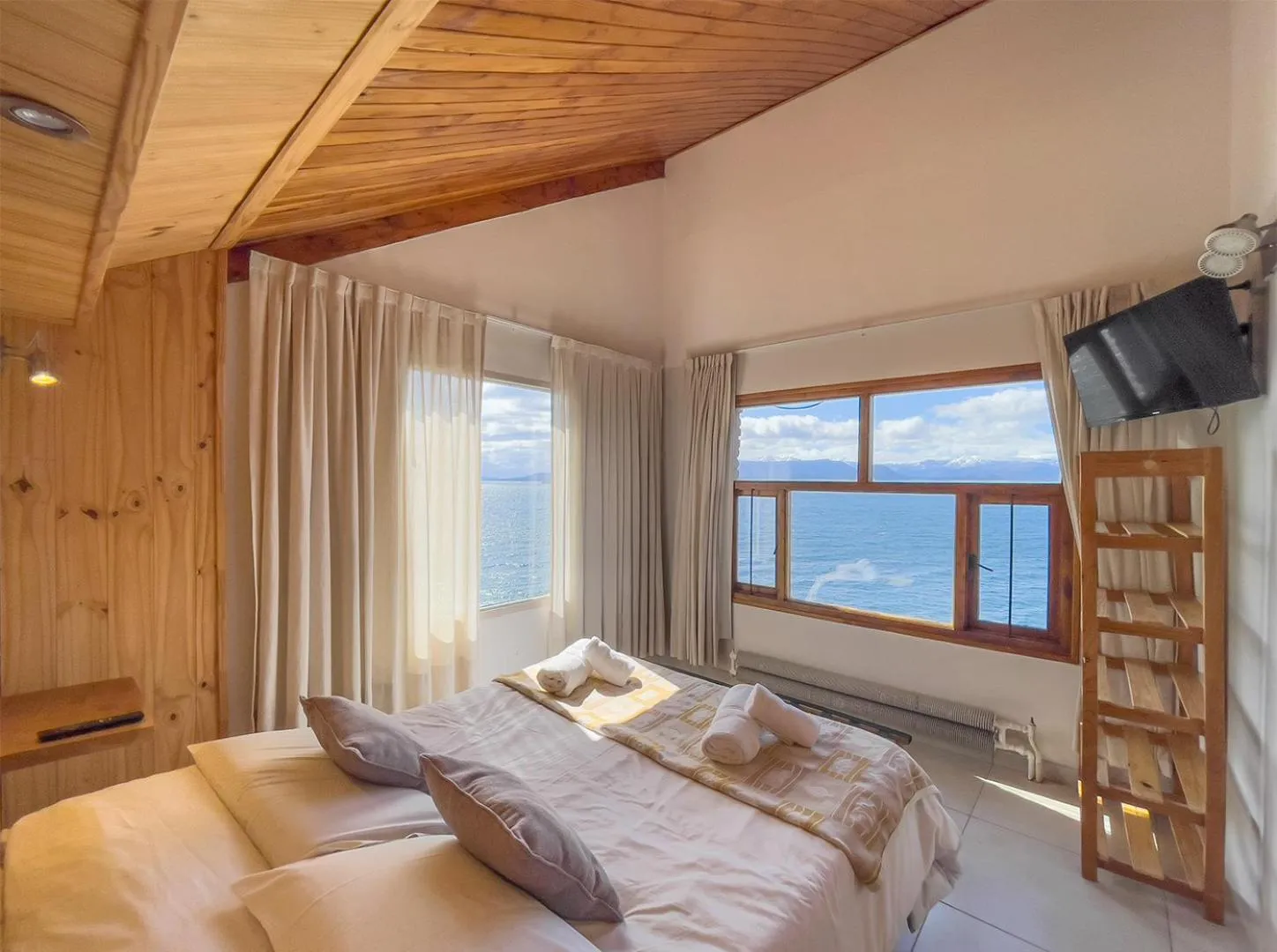 Lake view, Bed in Las Gaviotas