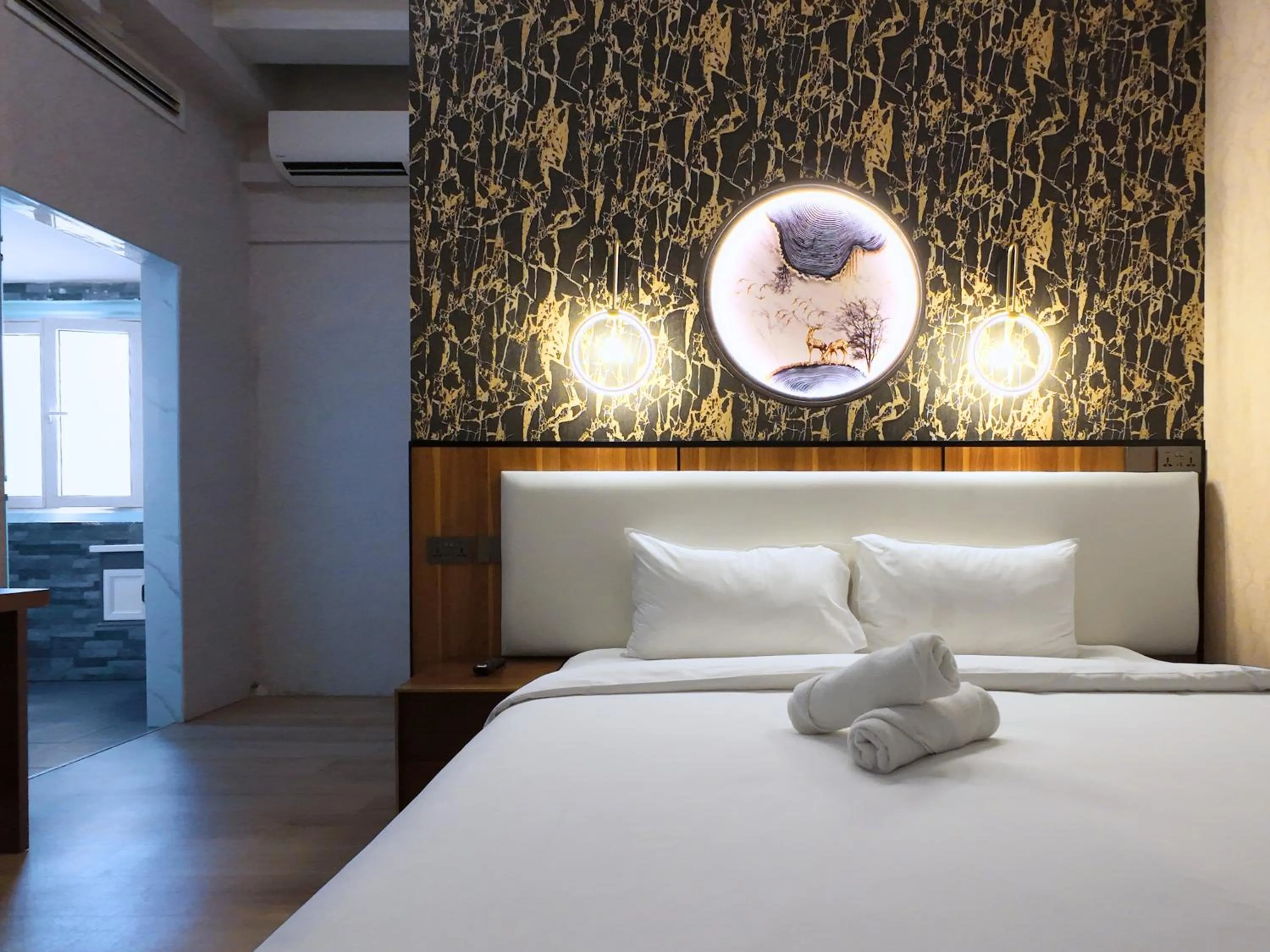 Bedroom, Bed in Kam Leng Hotel