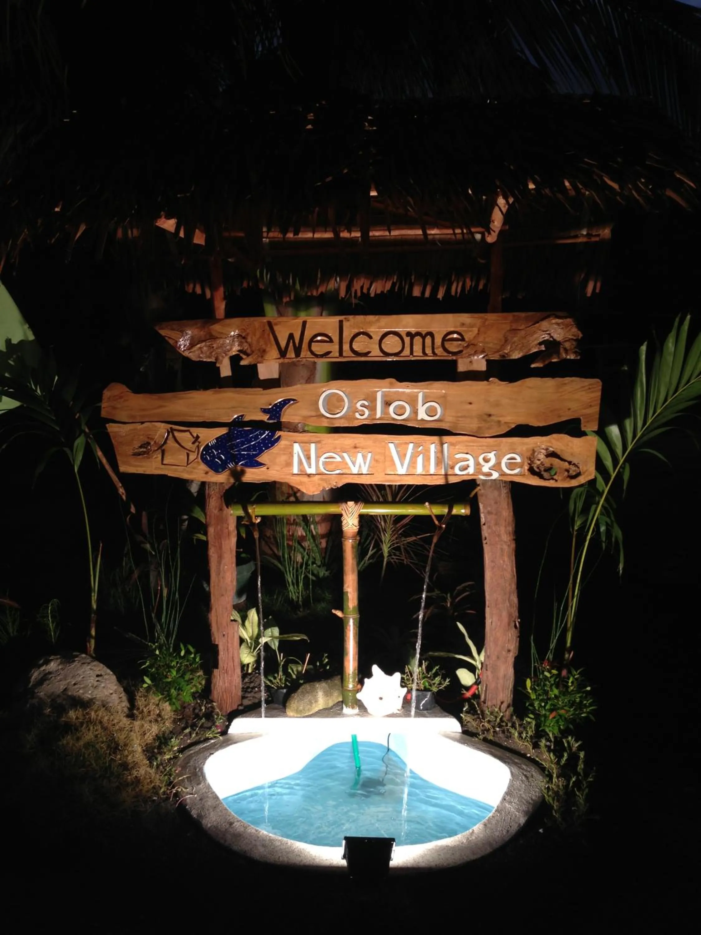 Facade/entrance in New Village Lodge