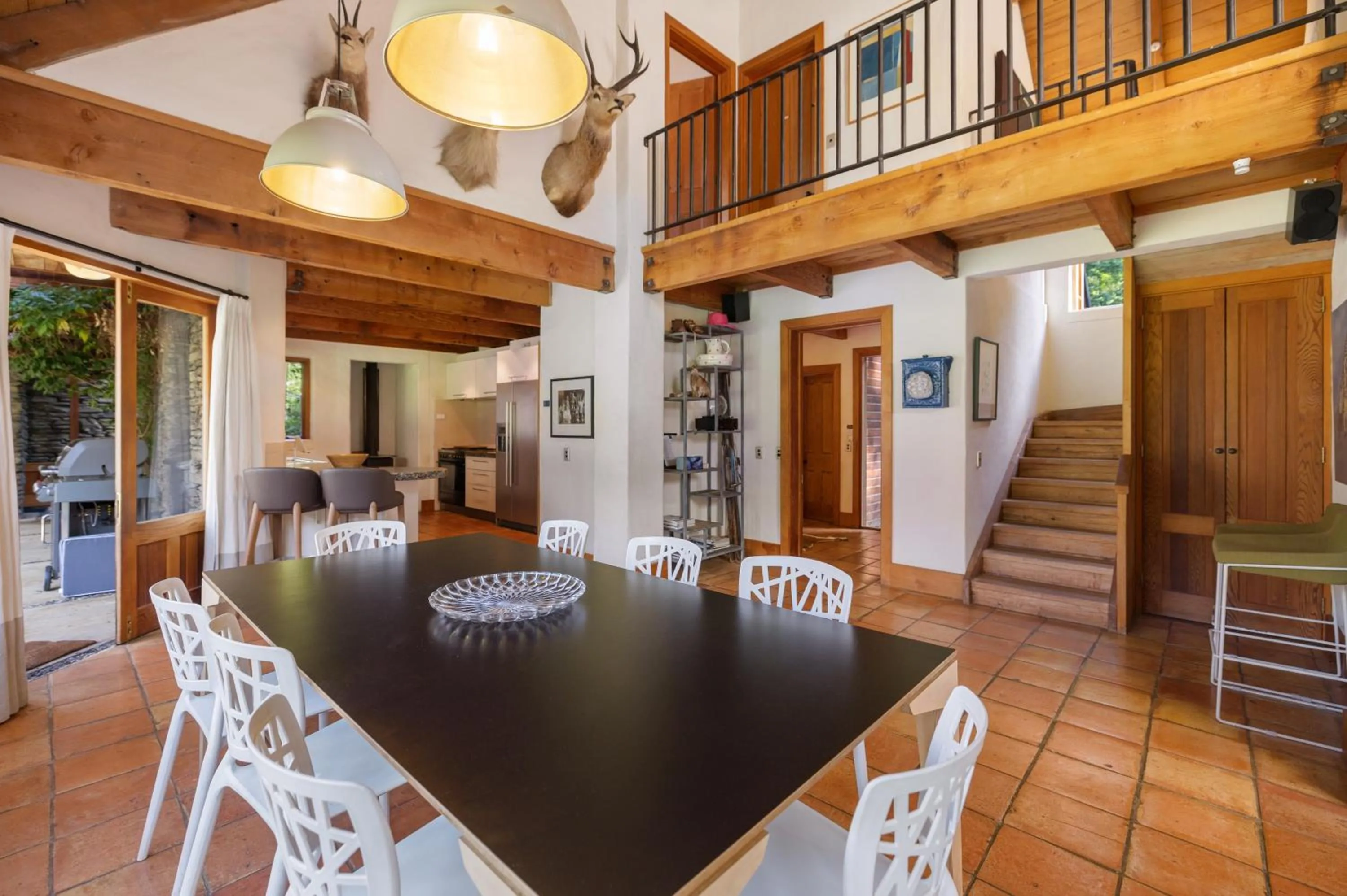Dining area in Wharenui Holiday Home by MajorDomo