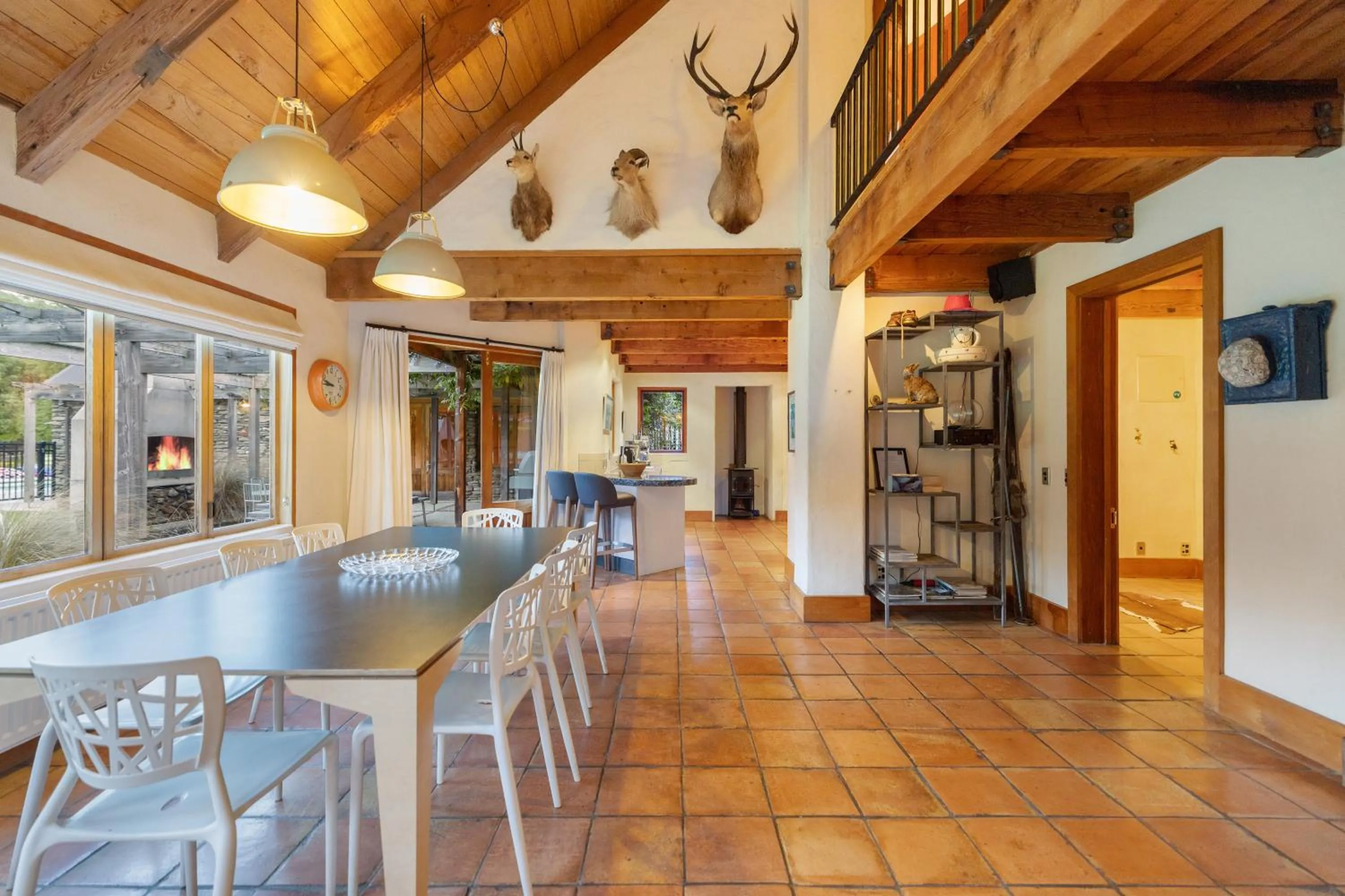 Dining area in Wharenui Holiday Home by MajorDomo
