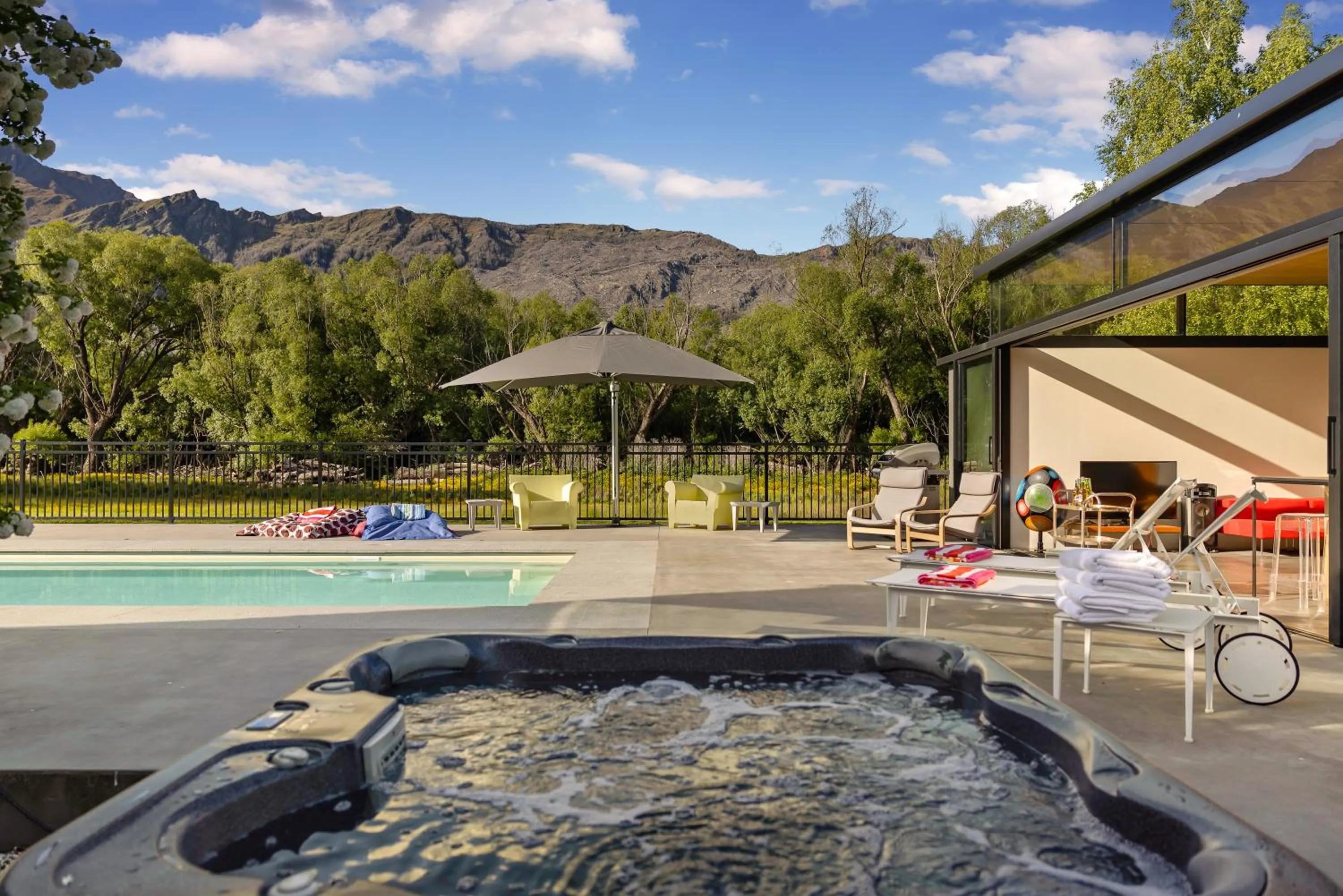Hot Tub in Wharenui Holiday Home by MajorDomo