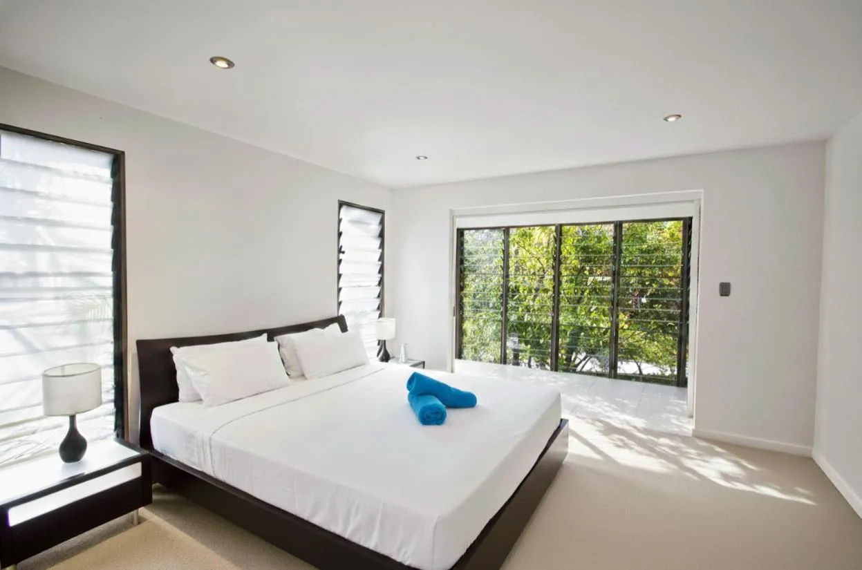 Bed in Palm Bay Resort