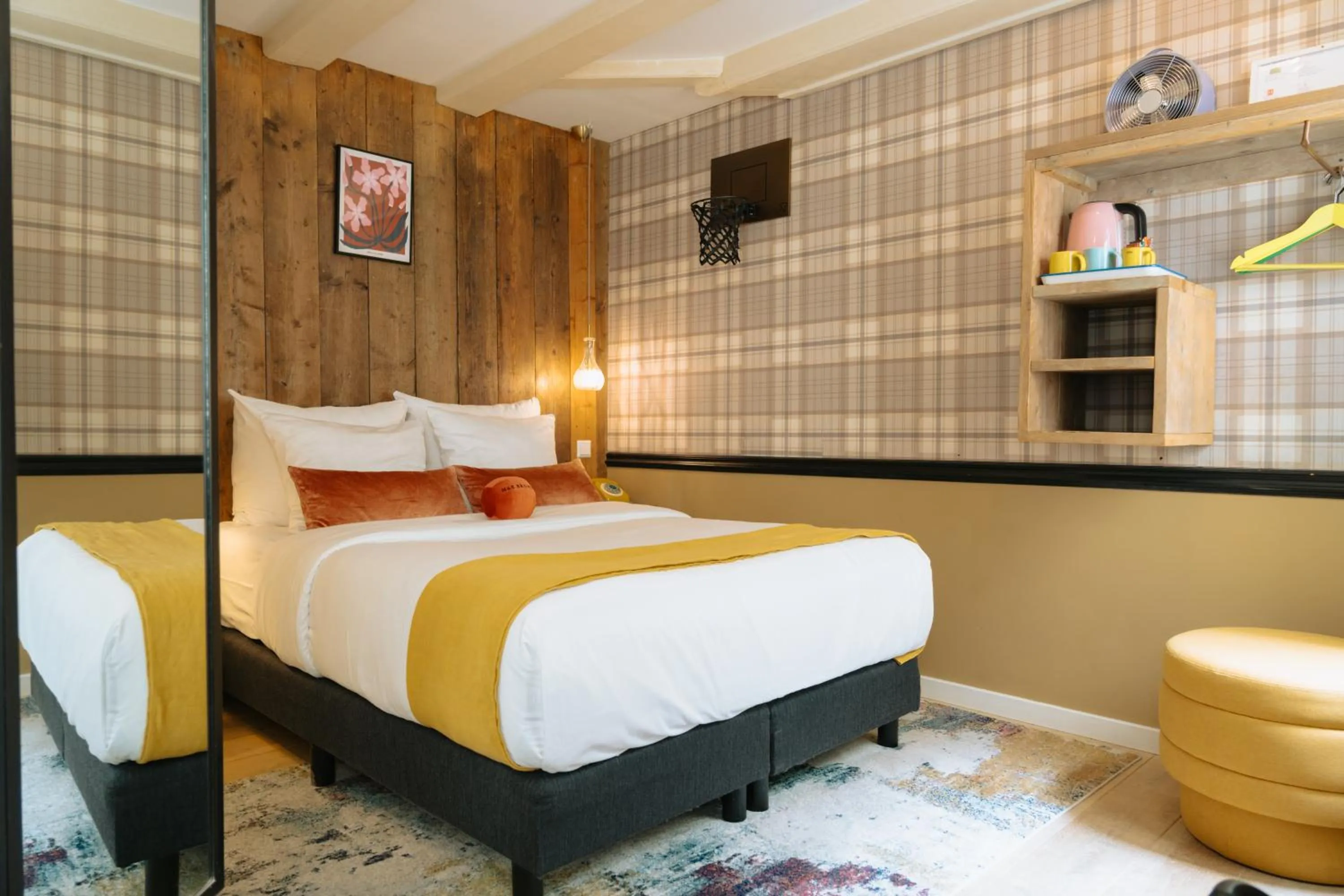 Bed in Max Brown Hotel Canal District, part of Sircle Collection