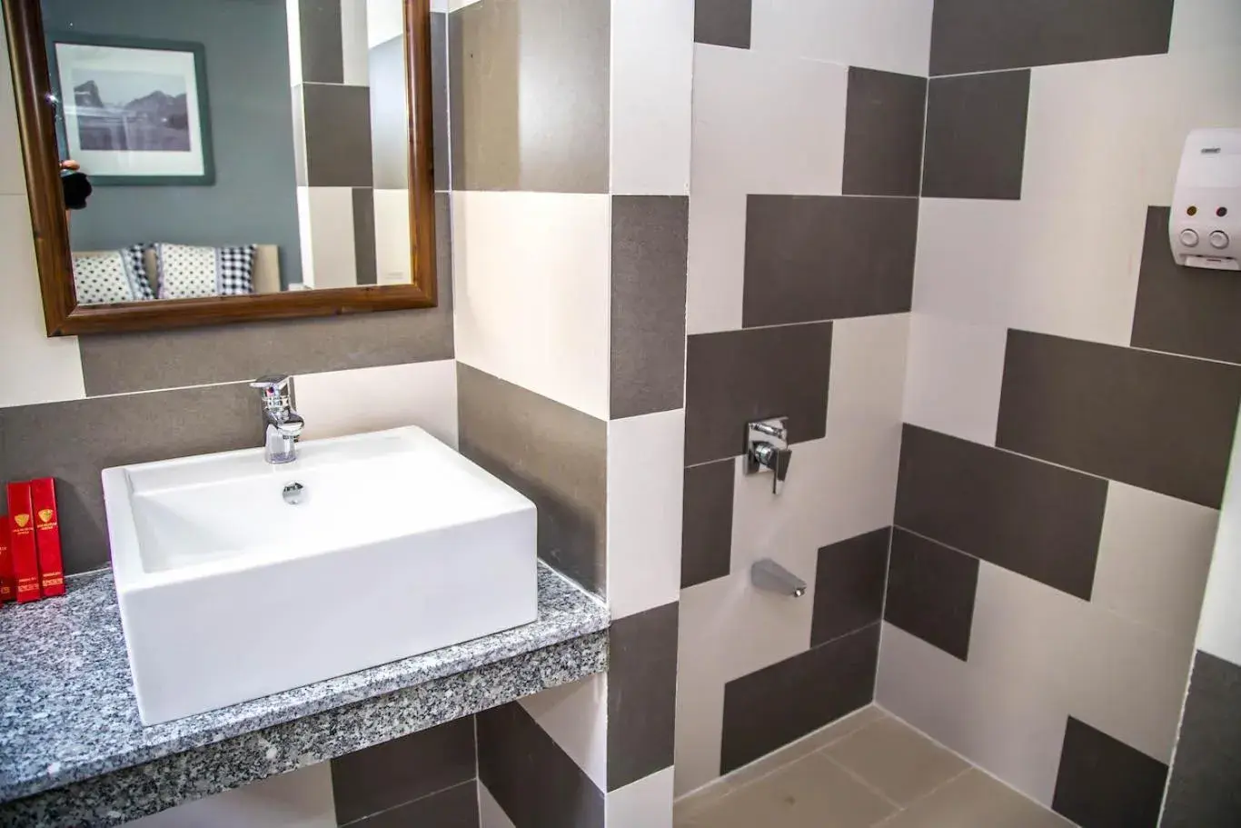 Bathroom in Mui Ne Hills Villa Hotel Bathroom in Mui Ne Hills Villa Hotel