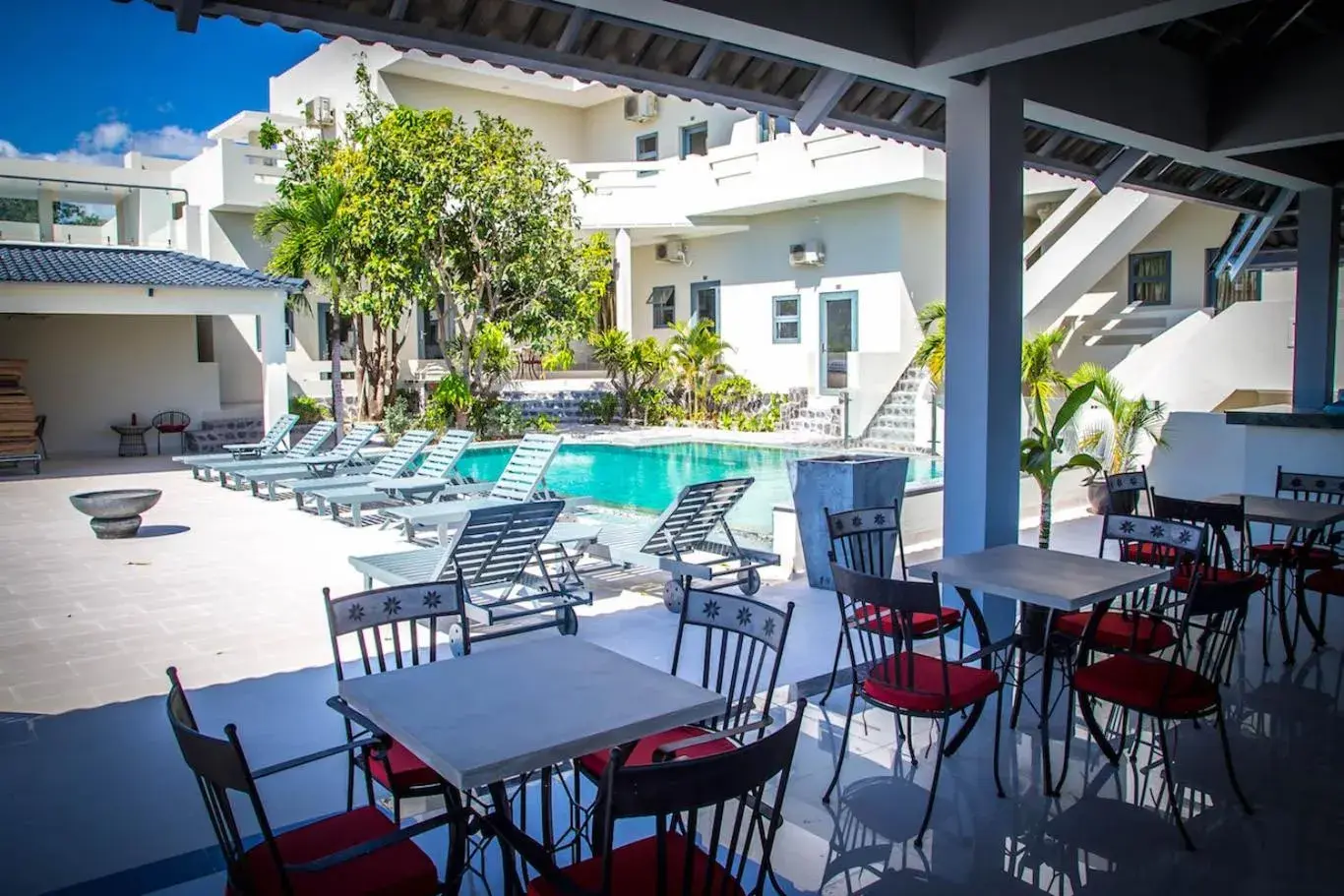 Patio in Mui Ne Hills Villa Hotel Patio in Mui Ne Hills Villa Hotel