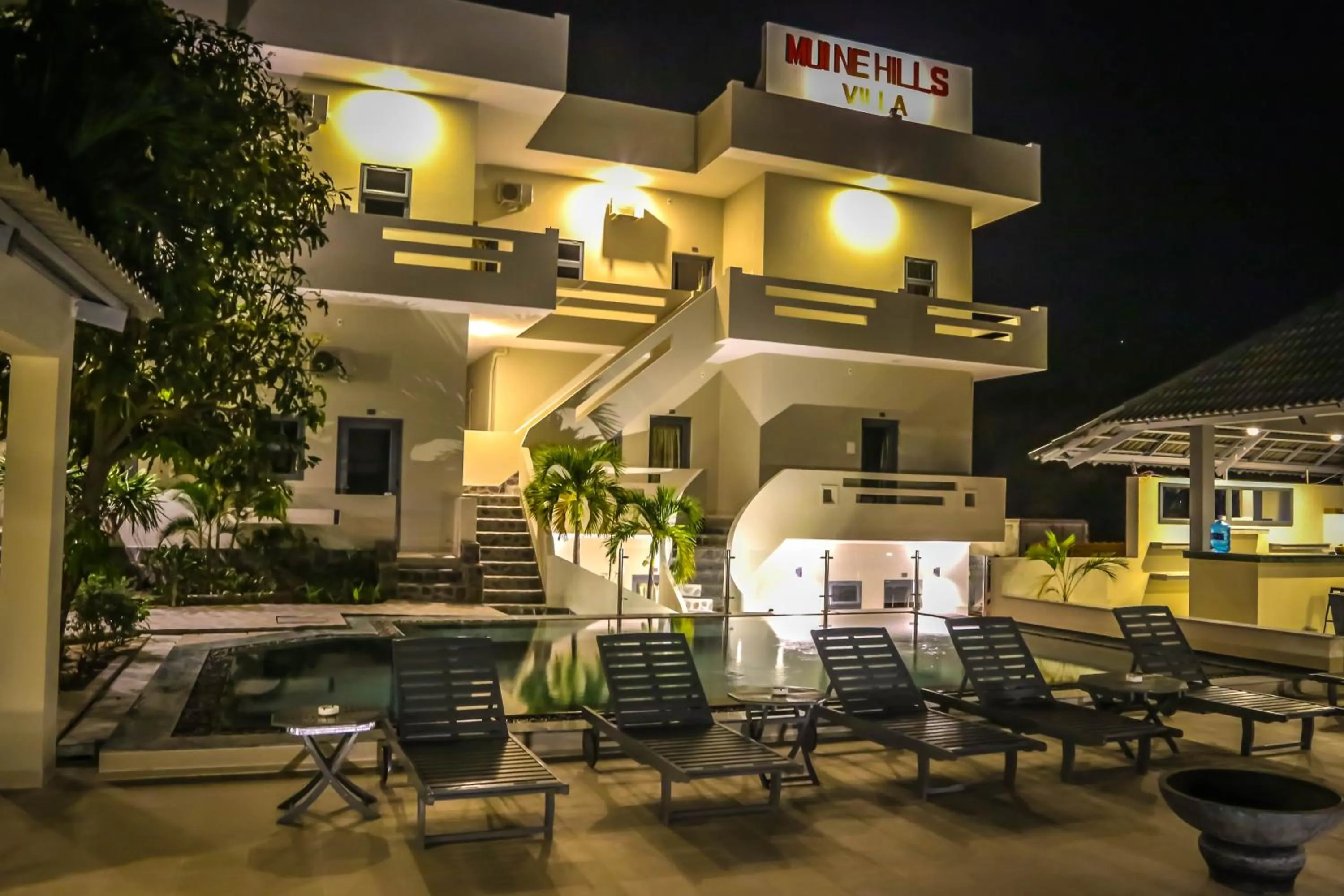 Property building in Mui Ne Hills Villa Hotel
