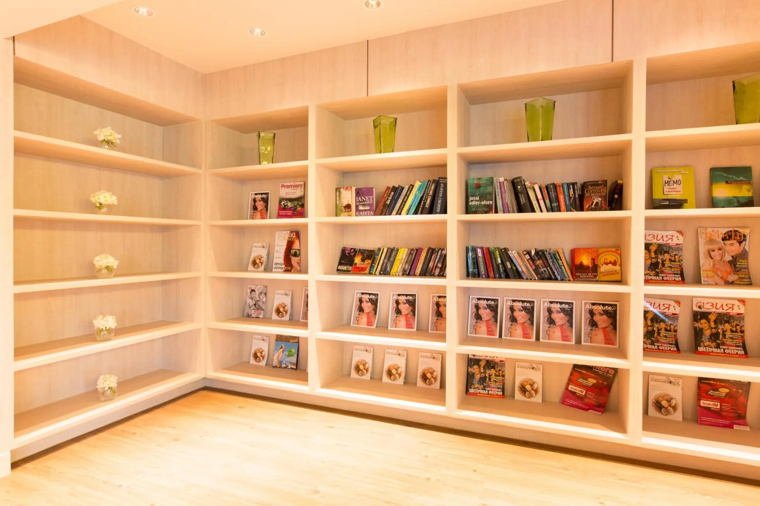 Communal lounge/ TV room in Sugar Palm Residence Communal lounge/ TV room in Sugar Palm Residence