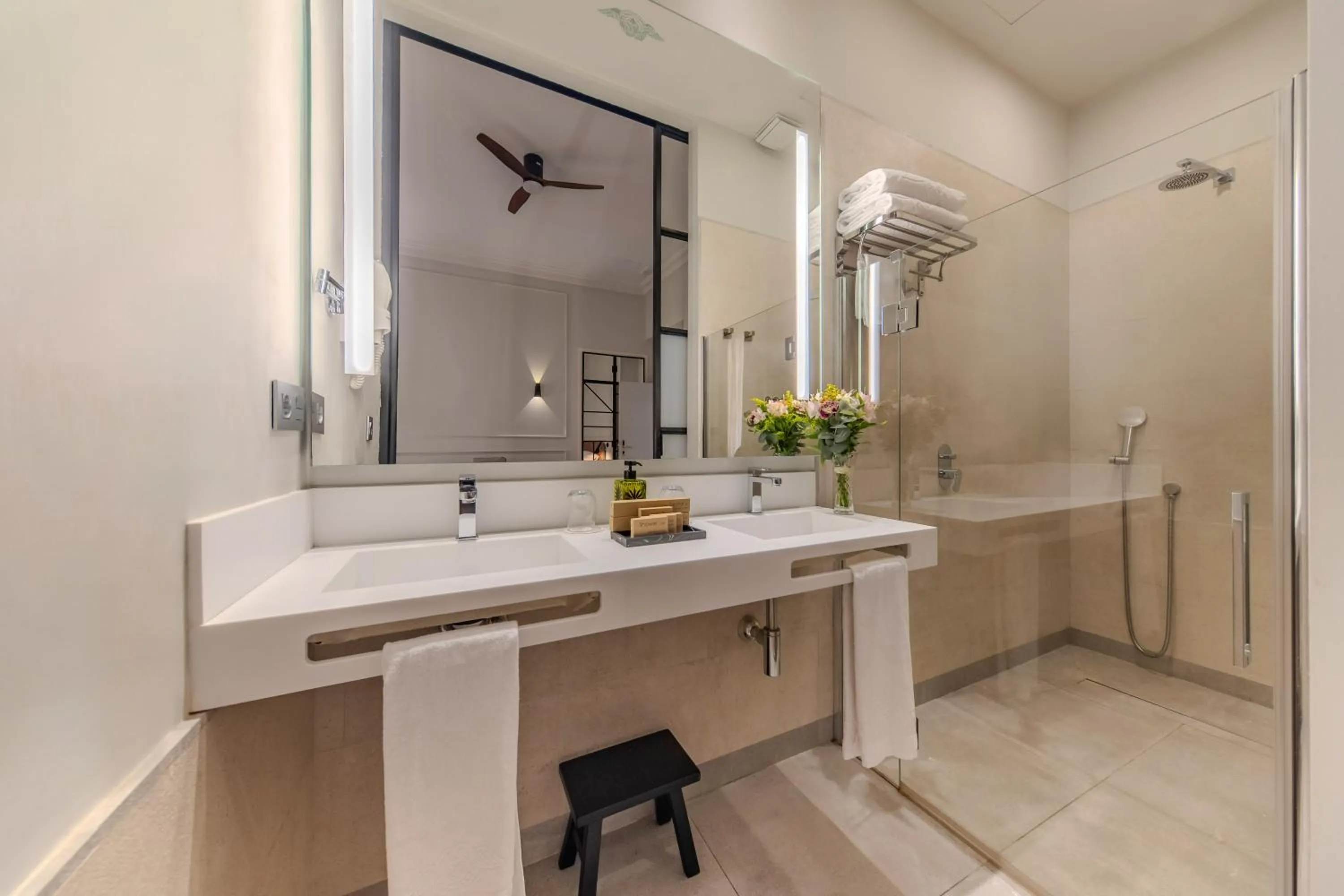 Shower in Hotel Boutique Casa Romana Villa