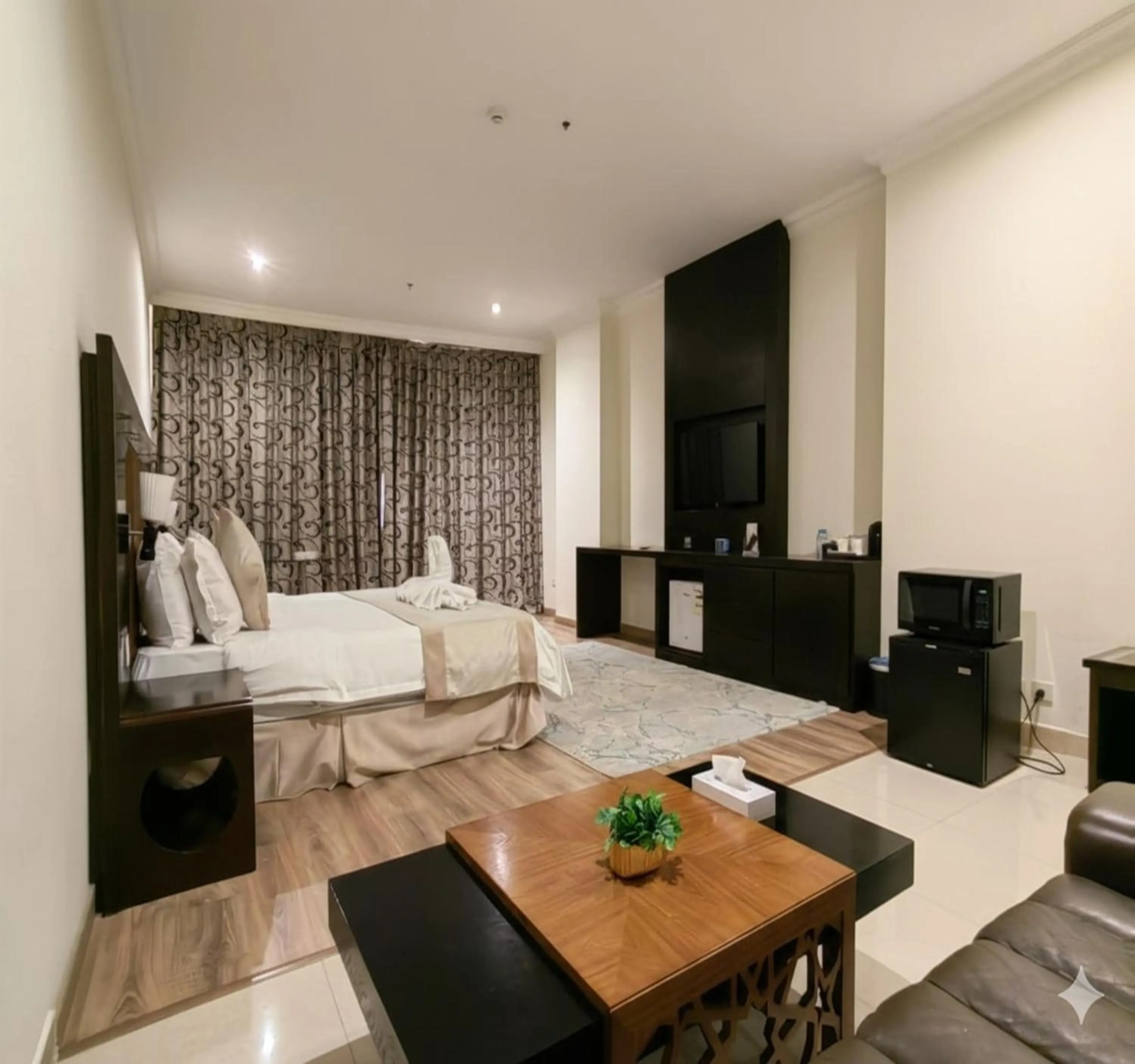 Photo of the whole room, Bed in Sunday Millennia Hotel