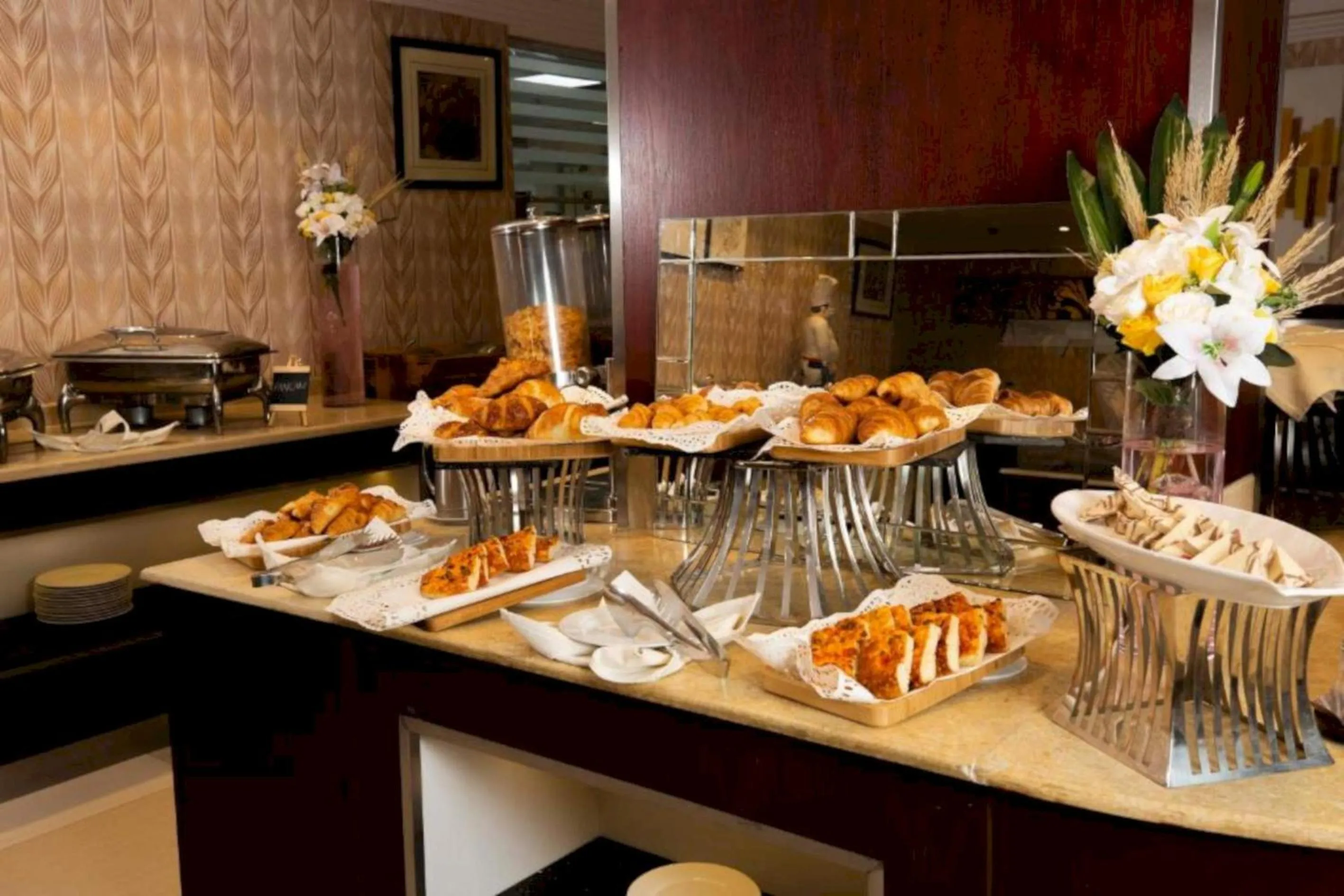 Food and drinks in Sunday Millennia Hotel