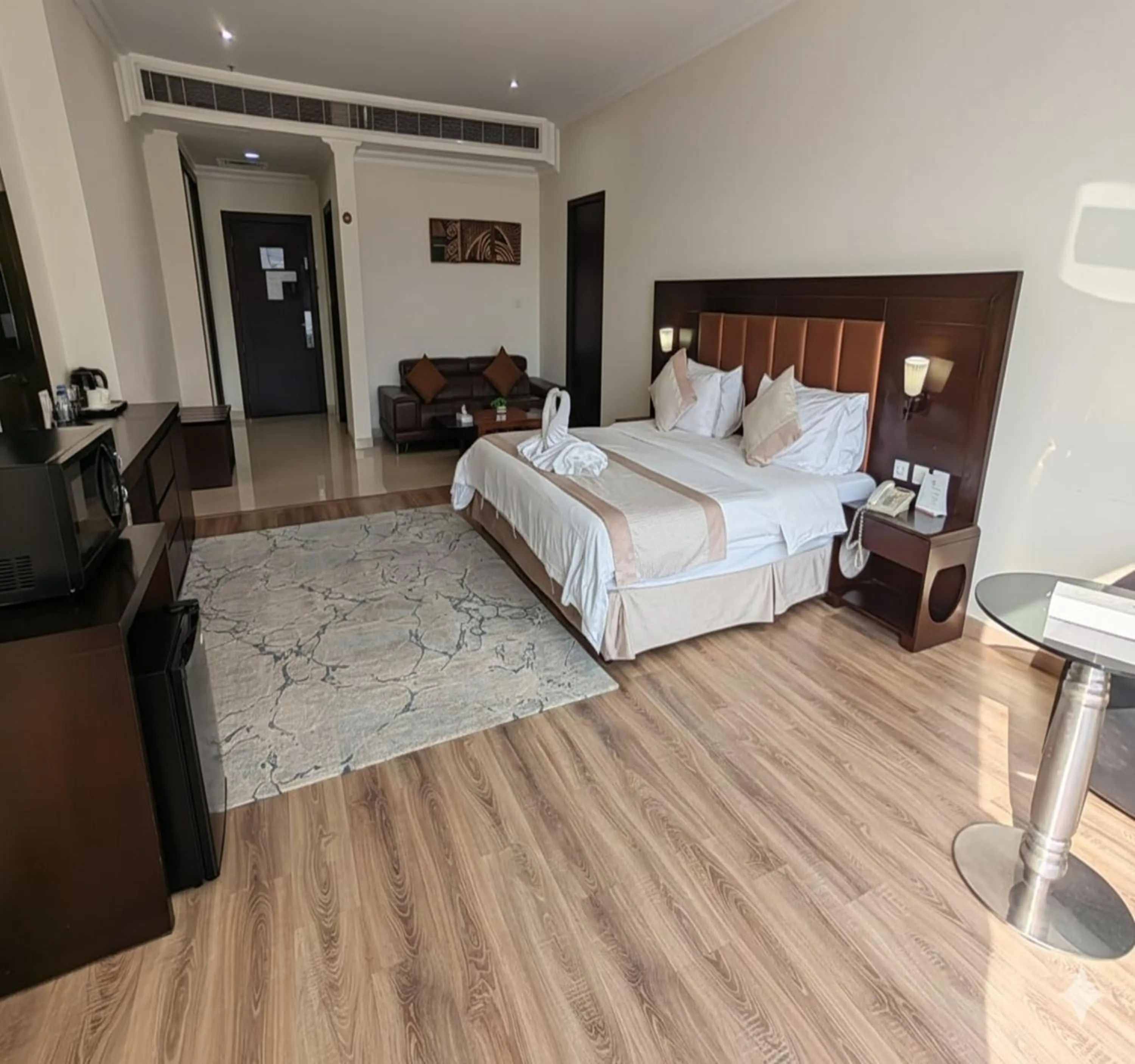 Photo of the whole room, Bed in Sunday Millennia Hotel