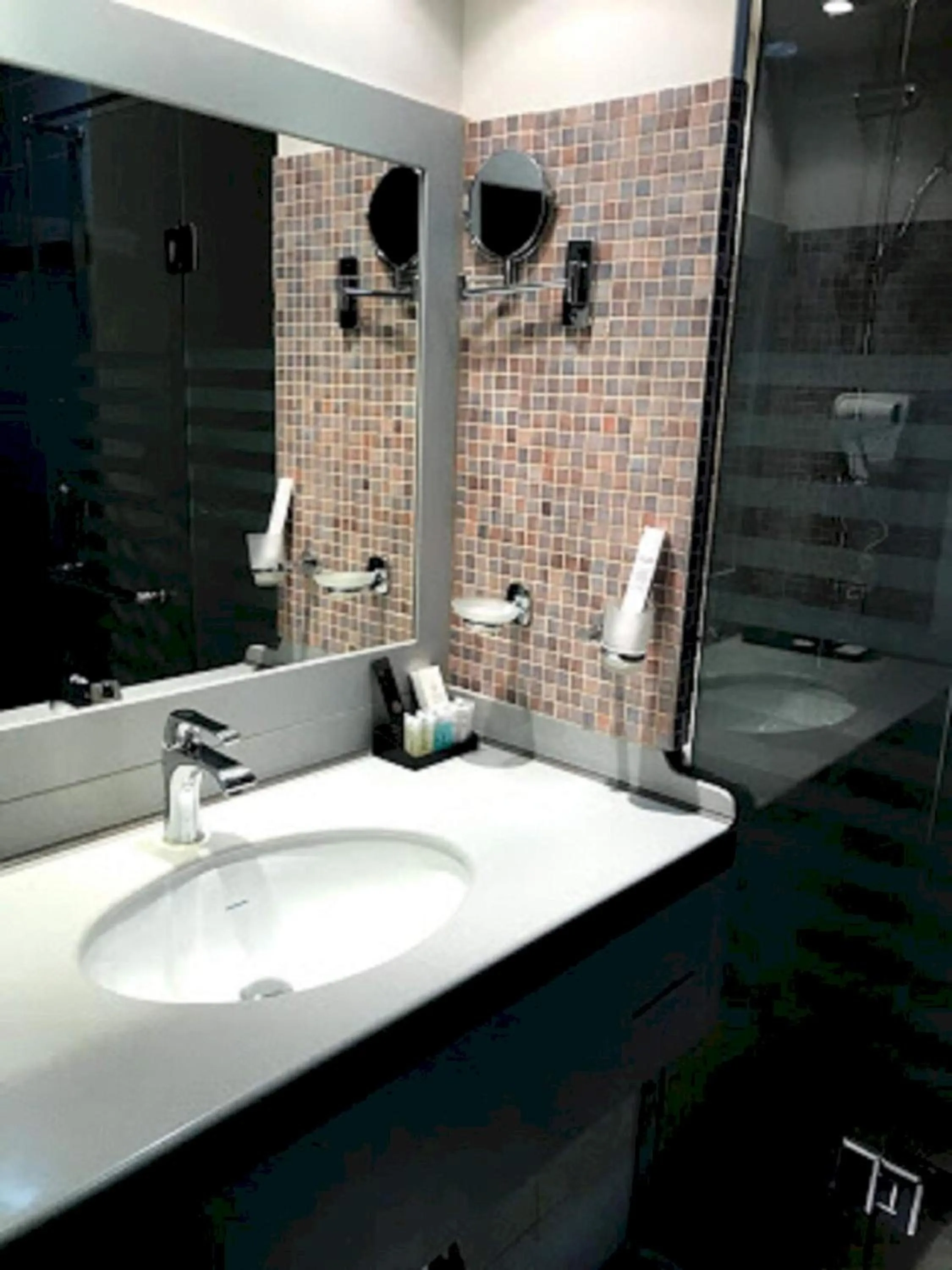 Bathroom in Sunday Millennia Hotel