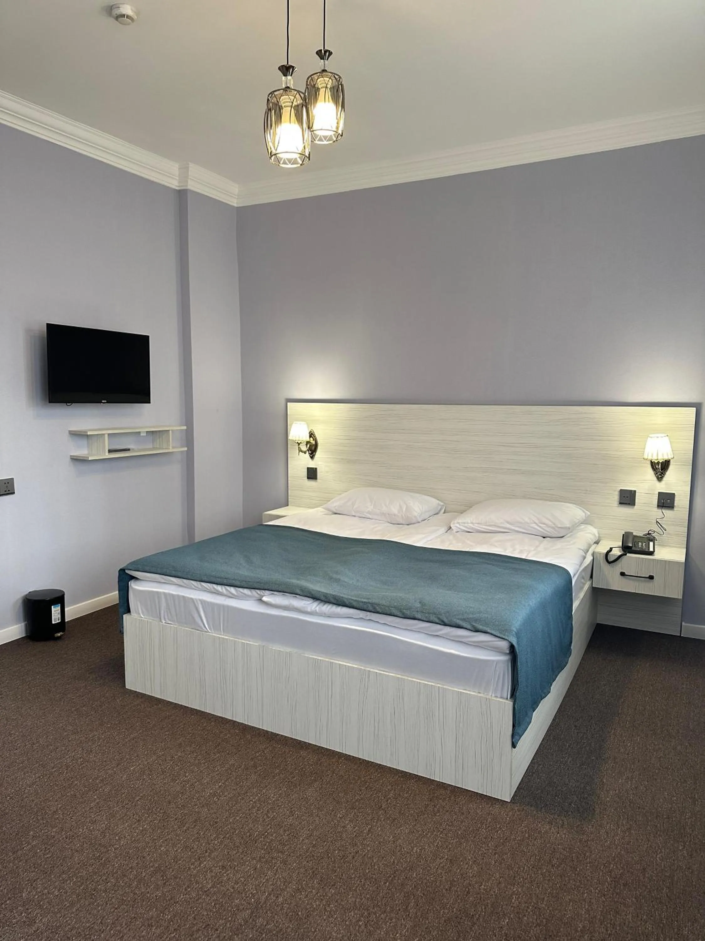 Bed in Nemi Museum Hotel Baku Nz