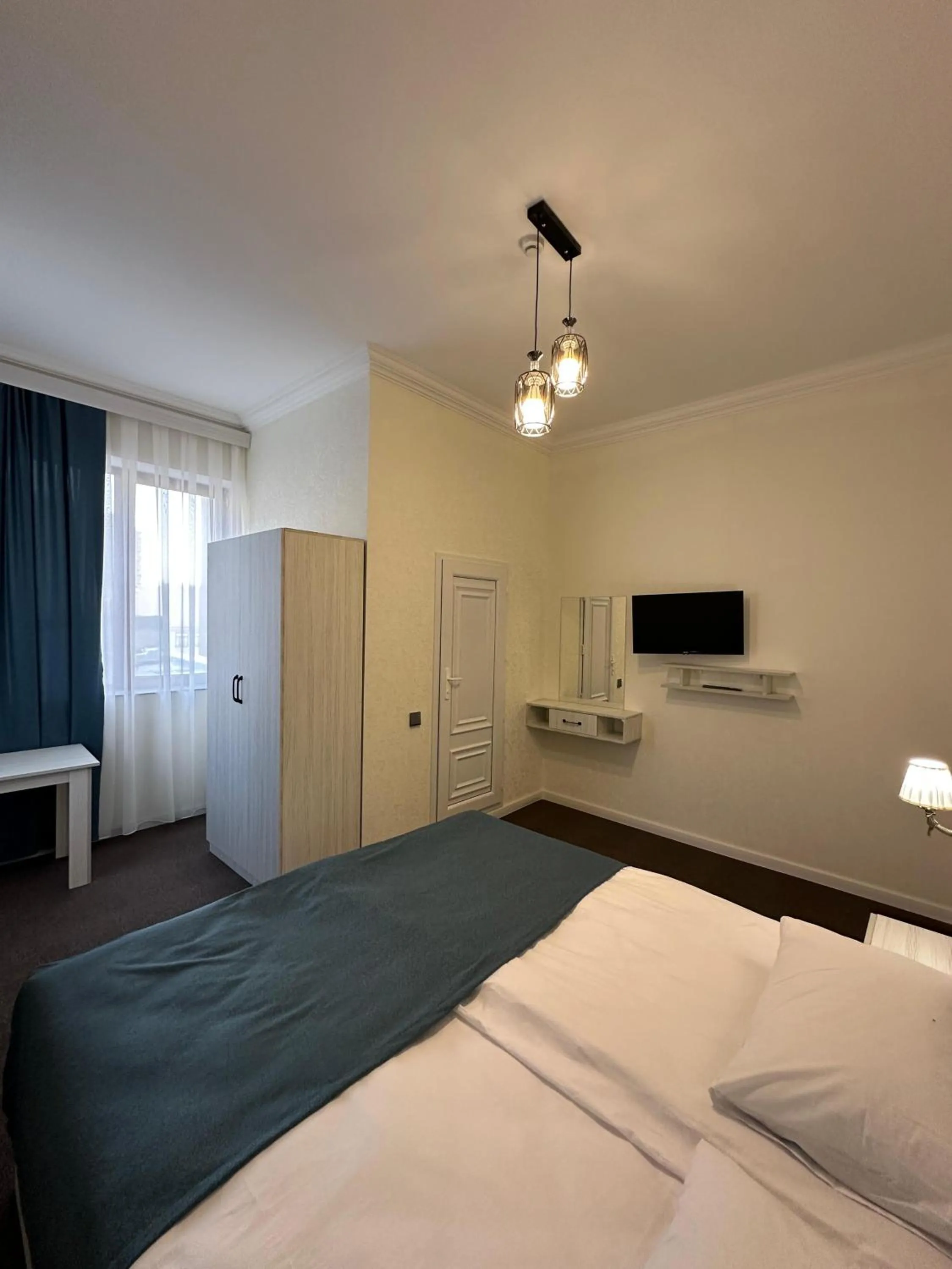 Bed in Nemi Museum Hotel Baku Nz