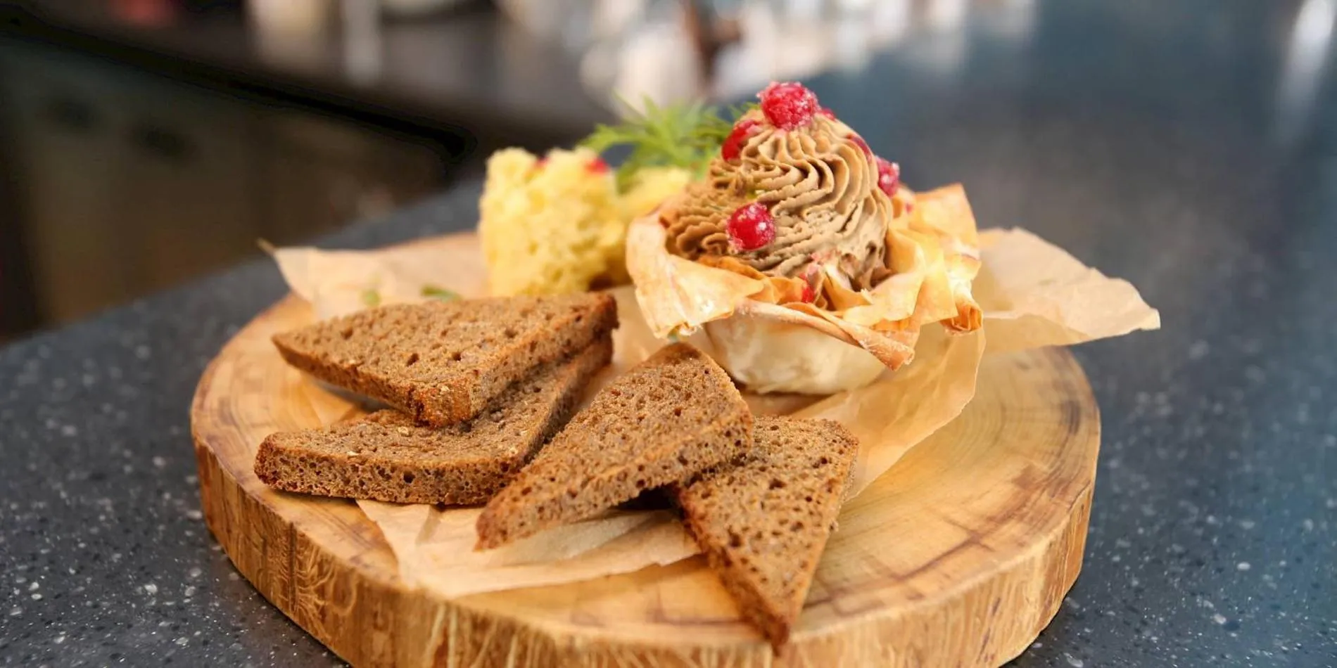 Breakfast in Nemi Museum Hotel Baku Nz