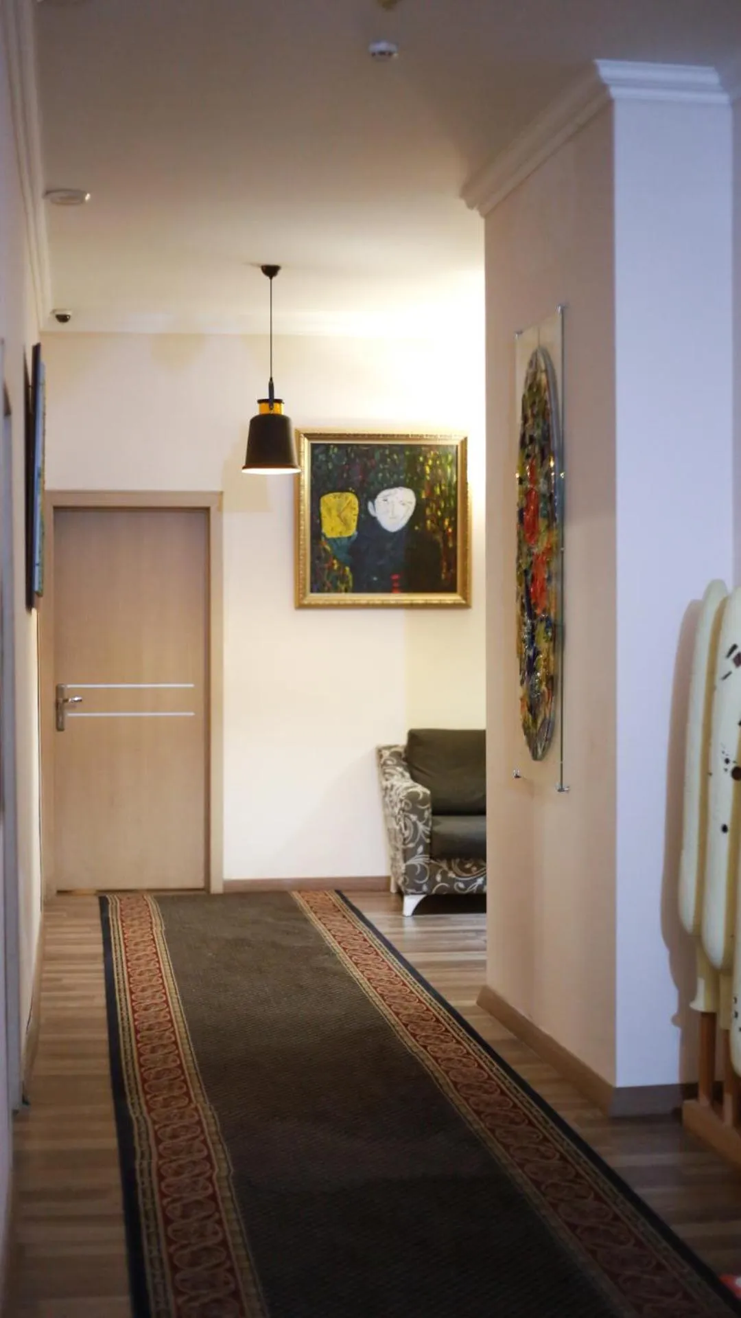 TV and multimedia in Nemi Museum Hotel Baku Nz