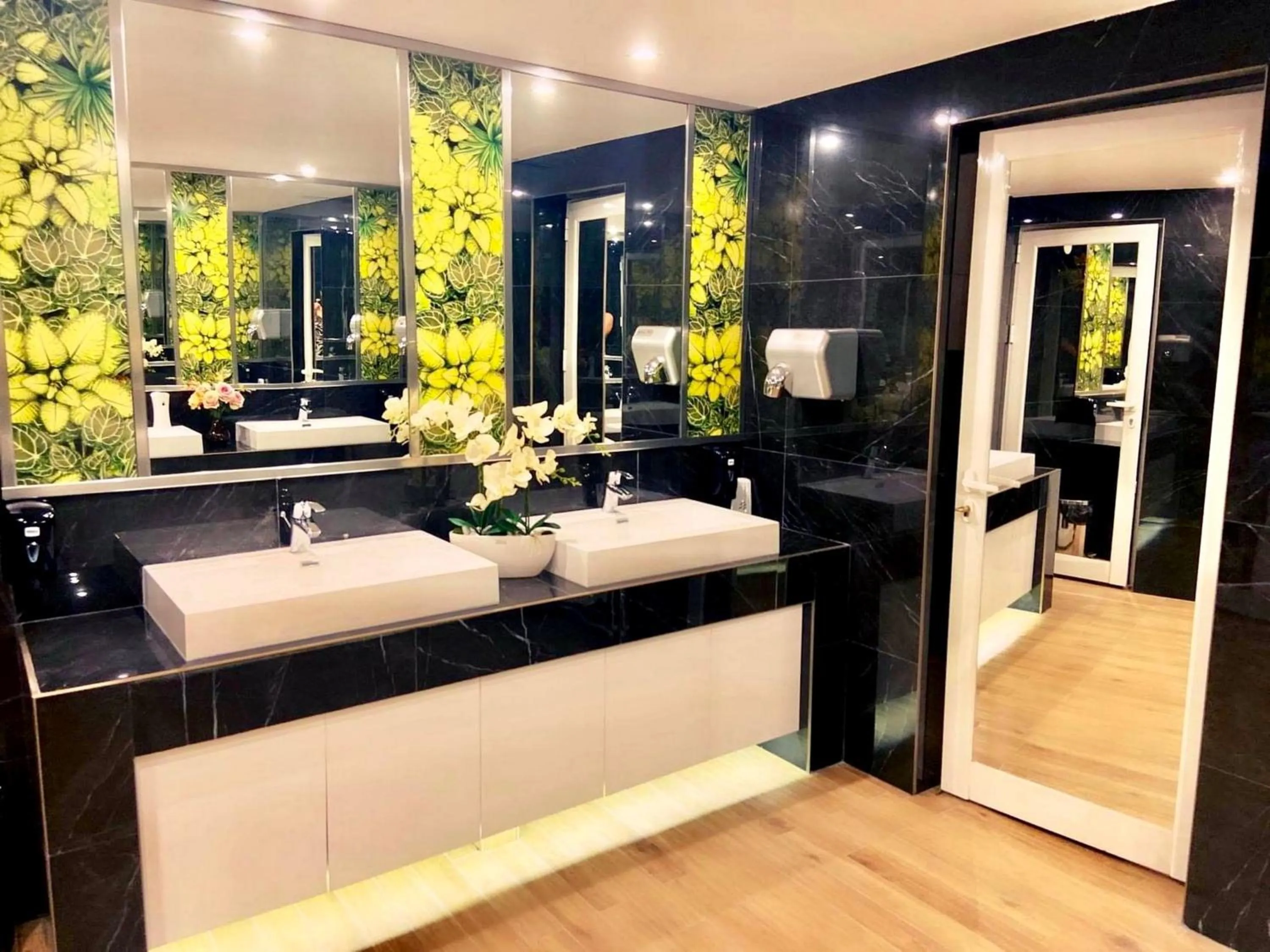 Bathroom in Pensiunea Sarmis Cristal