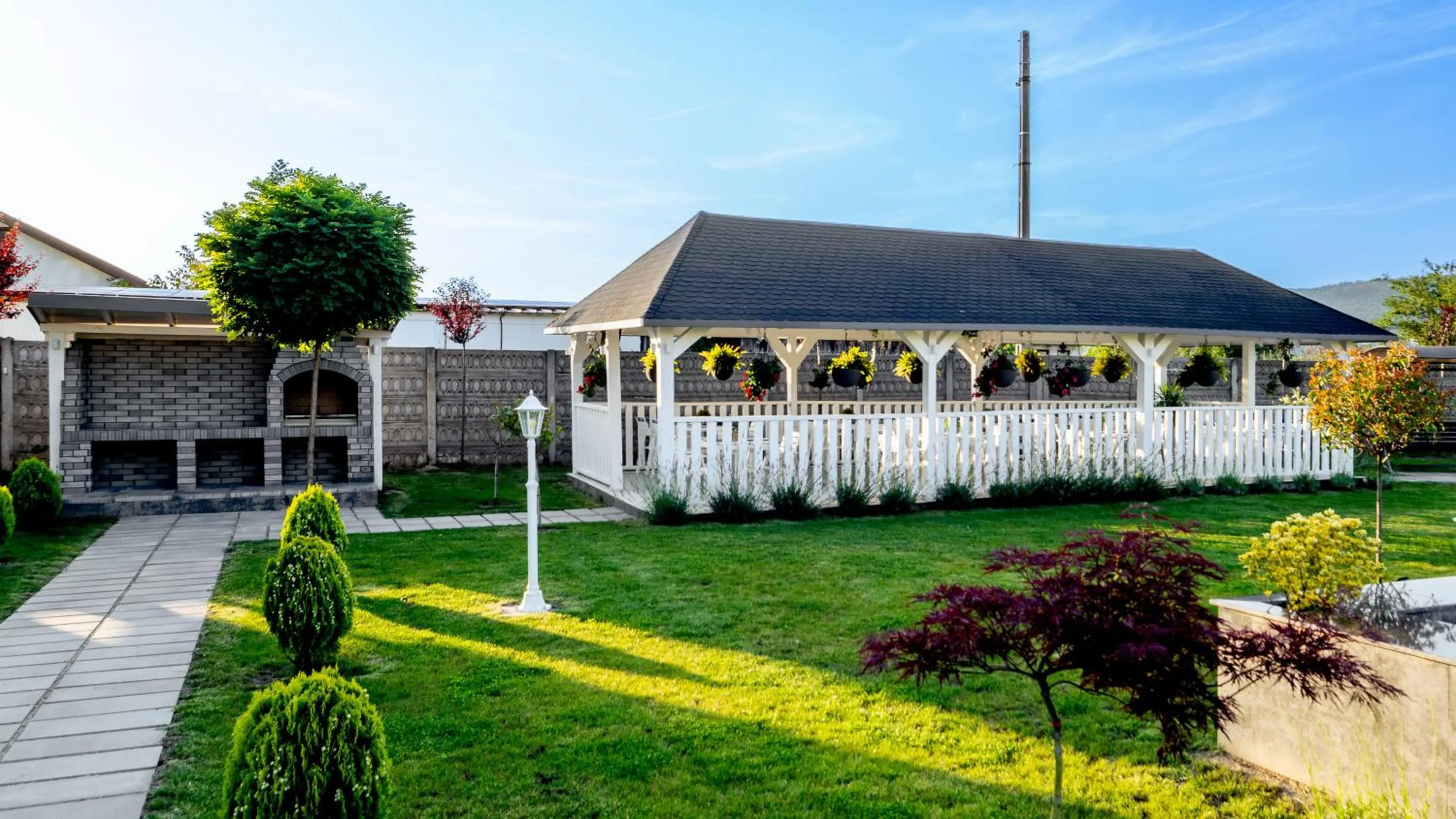 Restaurant/places to eat in Pensiunea Sarmis Cristal