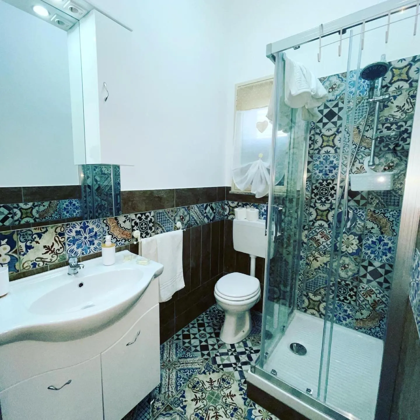 Bathroom in B&B Scala dei Turchi Beach