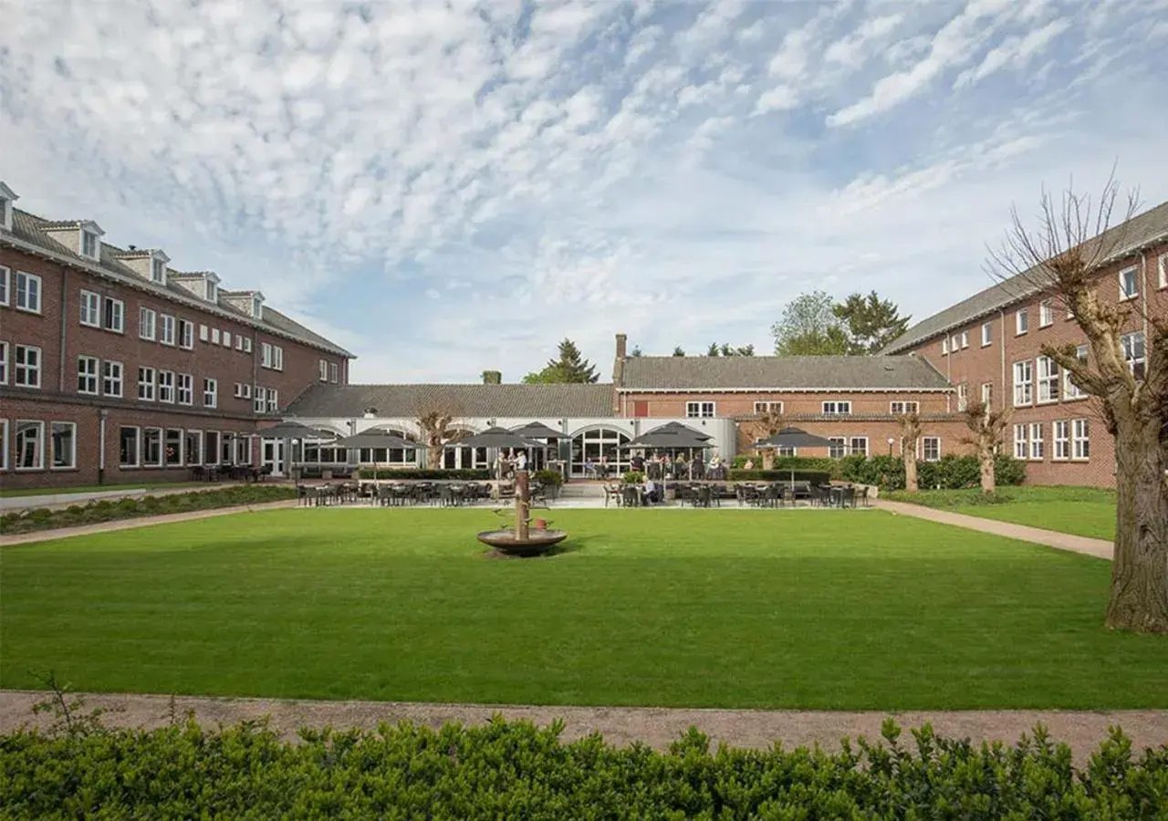 Property building in Fletcher Kloosterhotel Willibrordhaeghe Property building in Fletcher Kloosterhotel Willibrordhaeghe