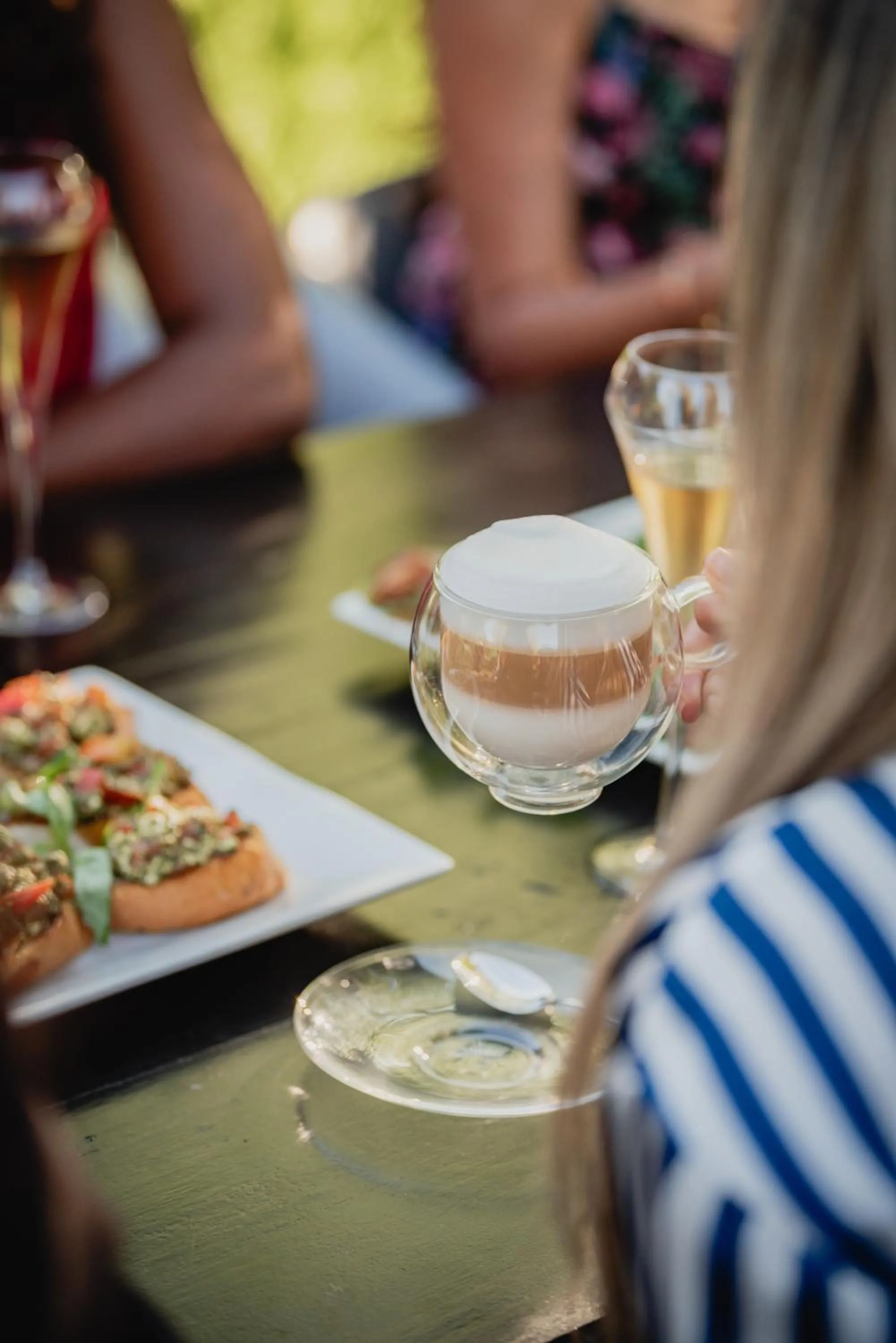 Restaurant/places to eat in Cargo88 Hotel