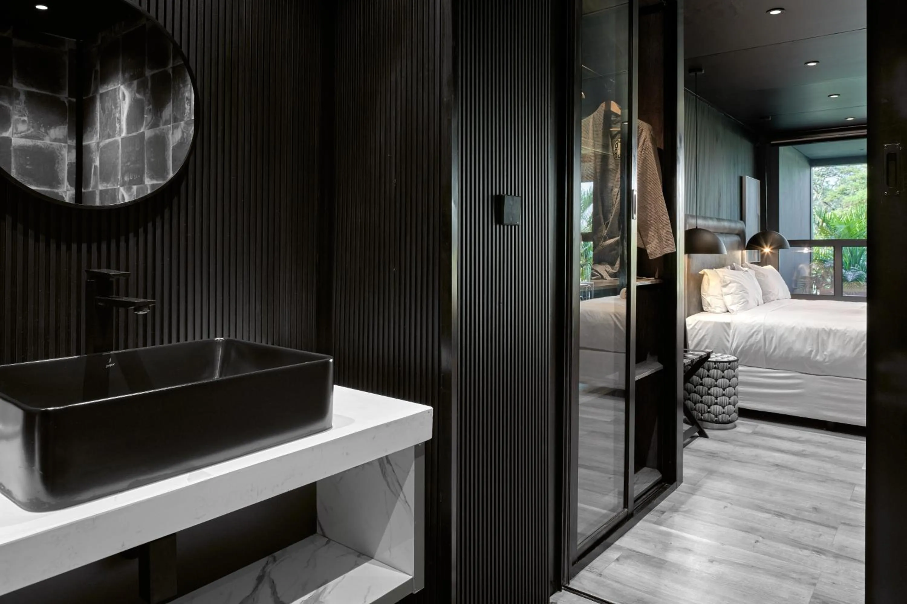 Bathroom, Bed in Cargo88 Hotel