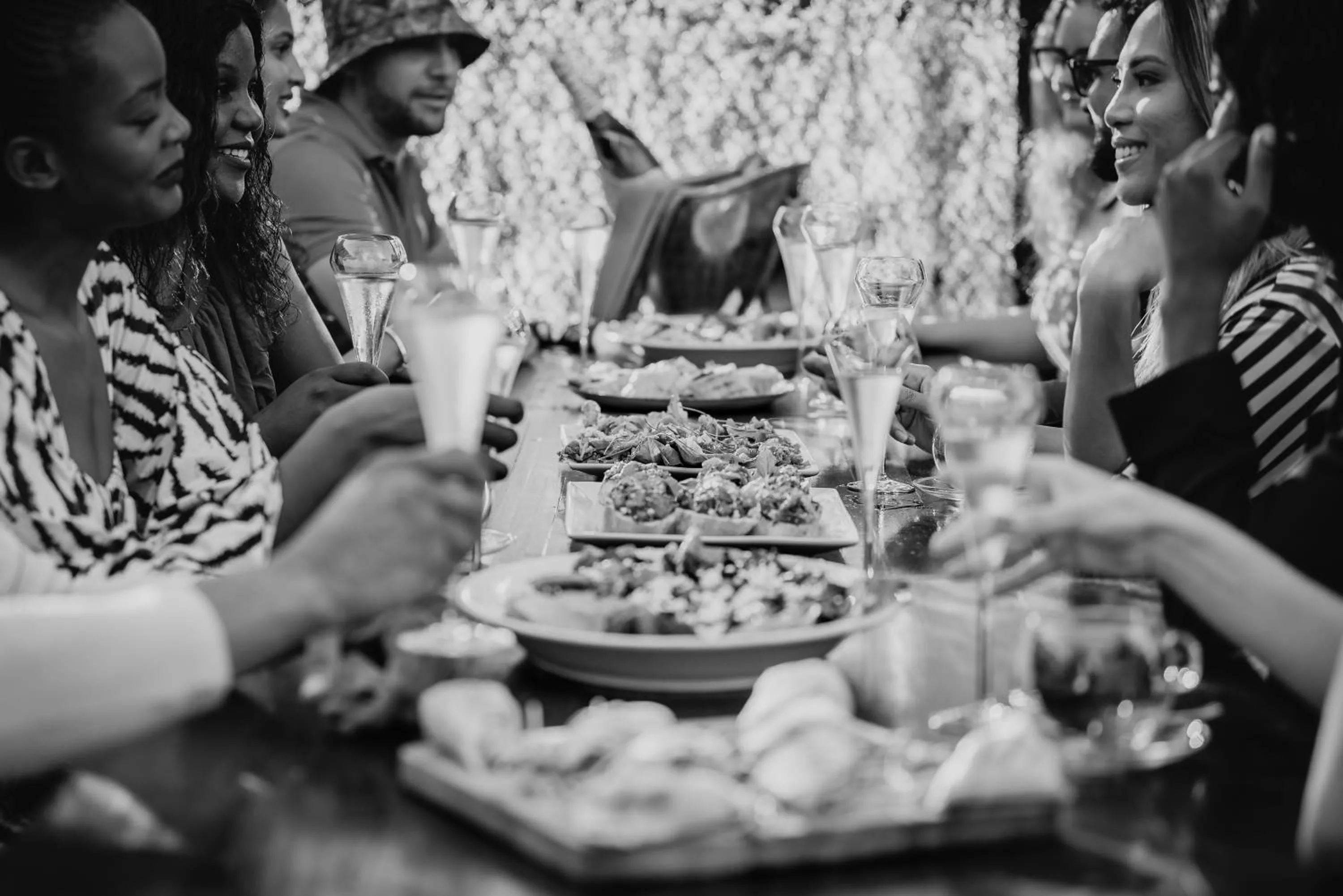 Restaurant/places to eat in Cargo88 Hotel