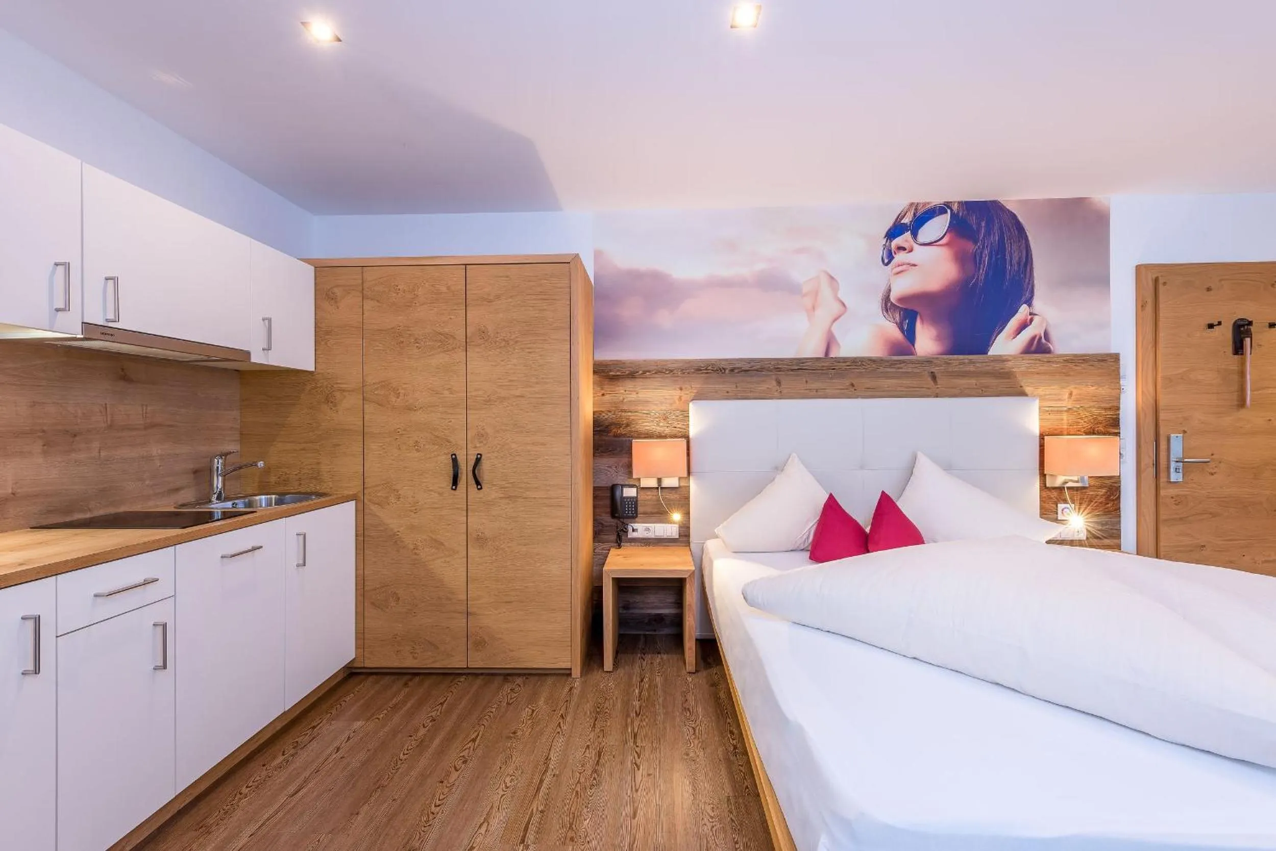 Kitchen or kitchenette, Bed in Mountain Resort M&M