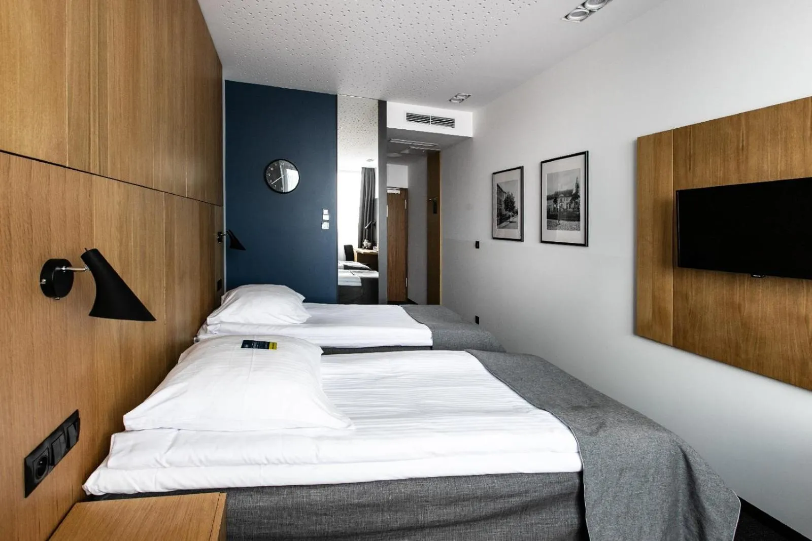 Bed in Hotel Olimp Business & Spa