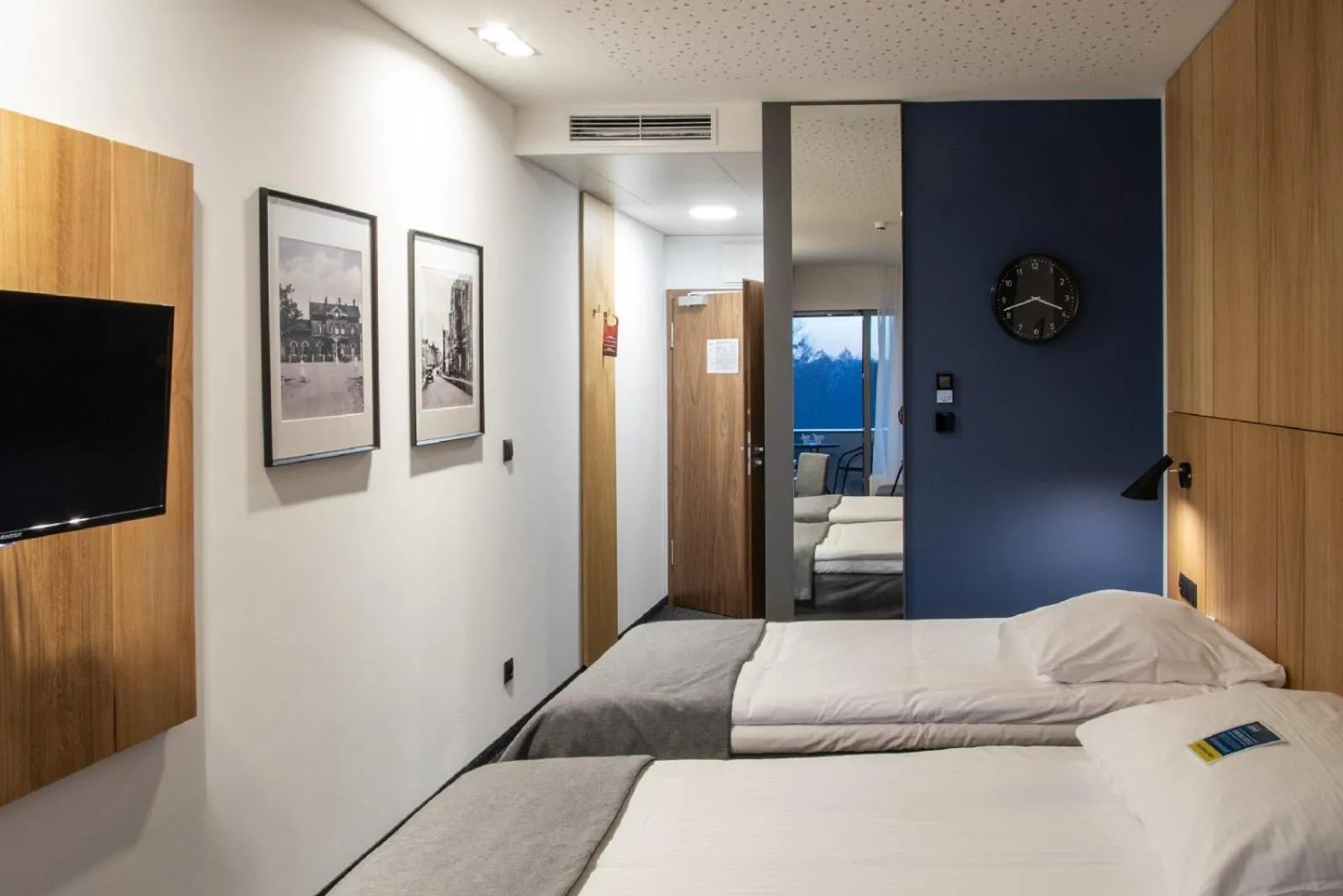 Bed in Hotel Olimp Business & Spa