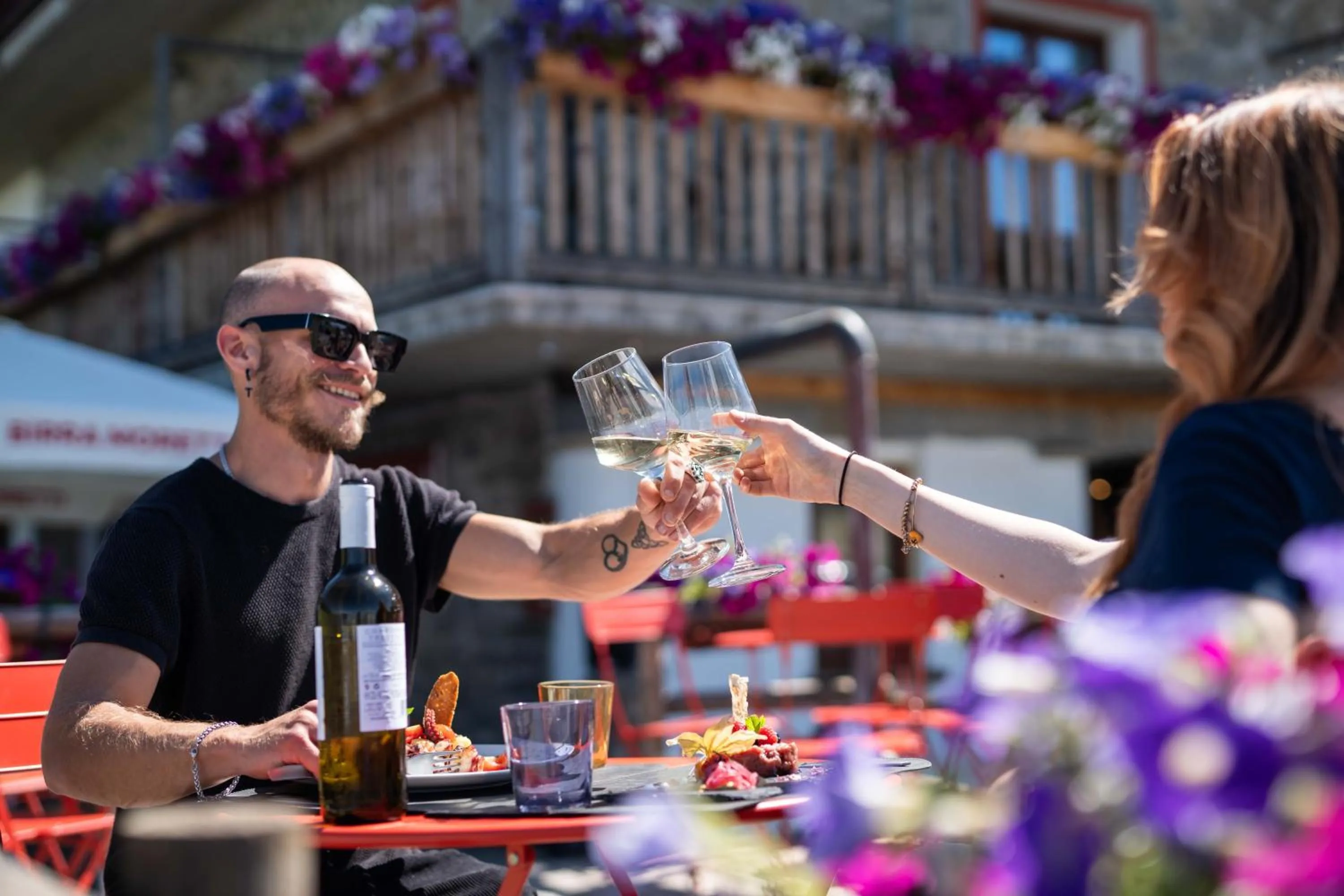 Restaurant/places to eat in CHALET DES ALPES